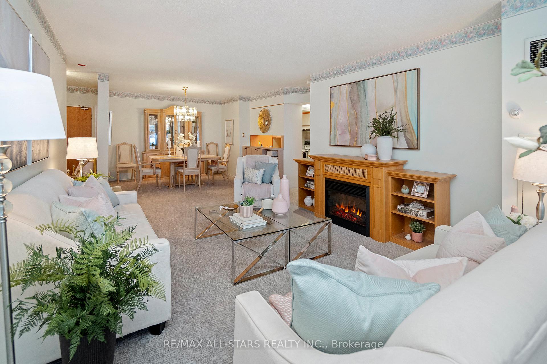 Photo 13 of Unit 915, 2 Raymerville Drive, Markham, Raymerville — HOMEH
