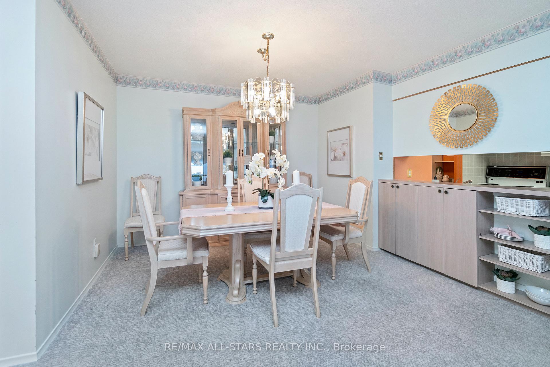 Photo 4 of Unit 915, 2 Raymerville Drive, Markham, Raymerville — HOMEH