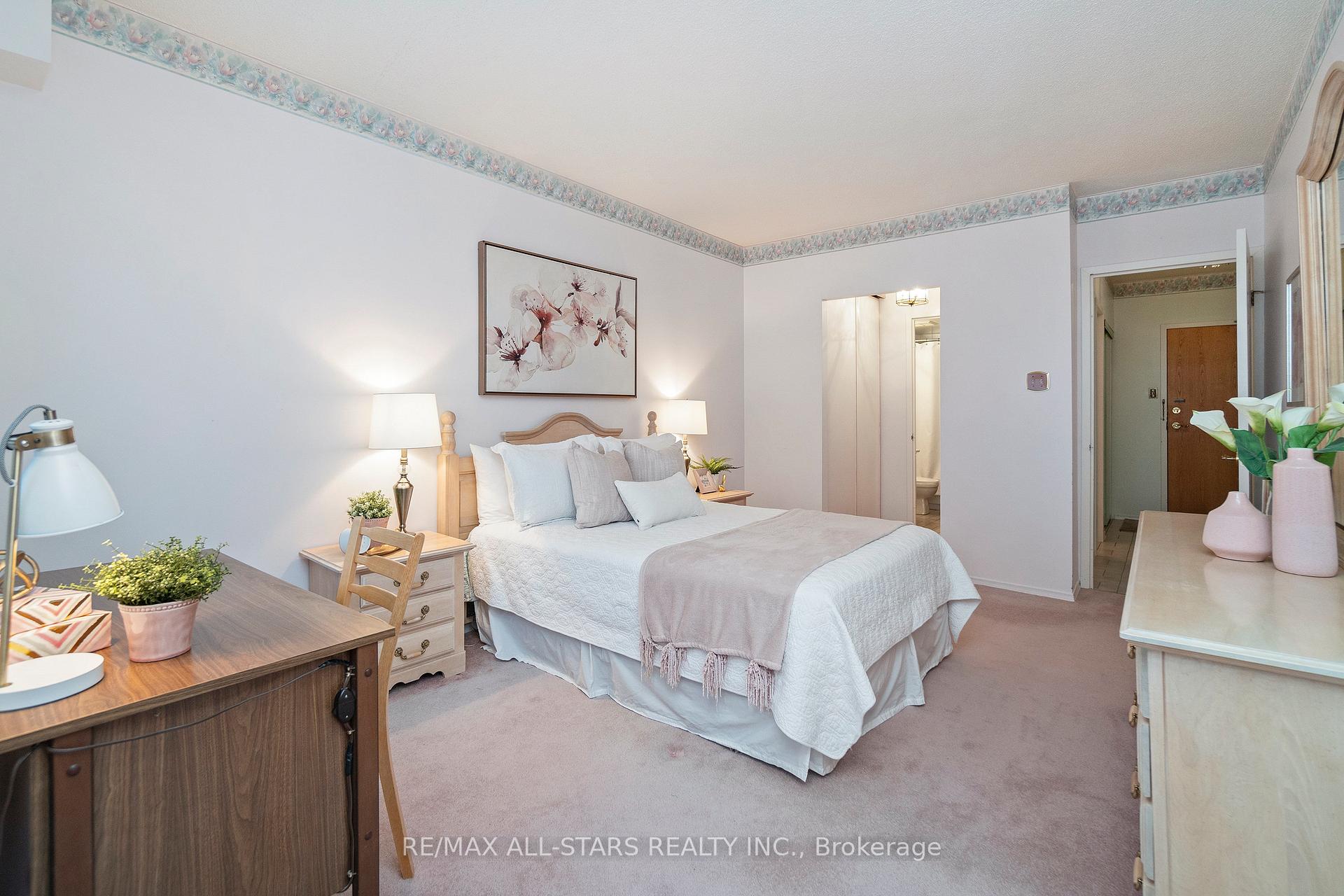 Photo 18 of Unit 915, 2 Raymerville Drive, Markham, Raymerville — HOMEH