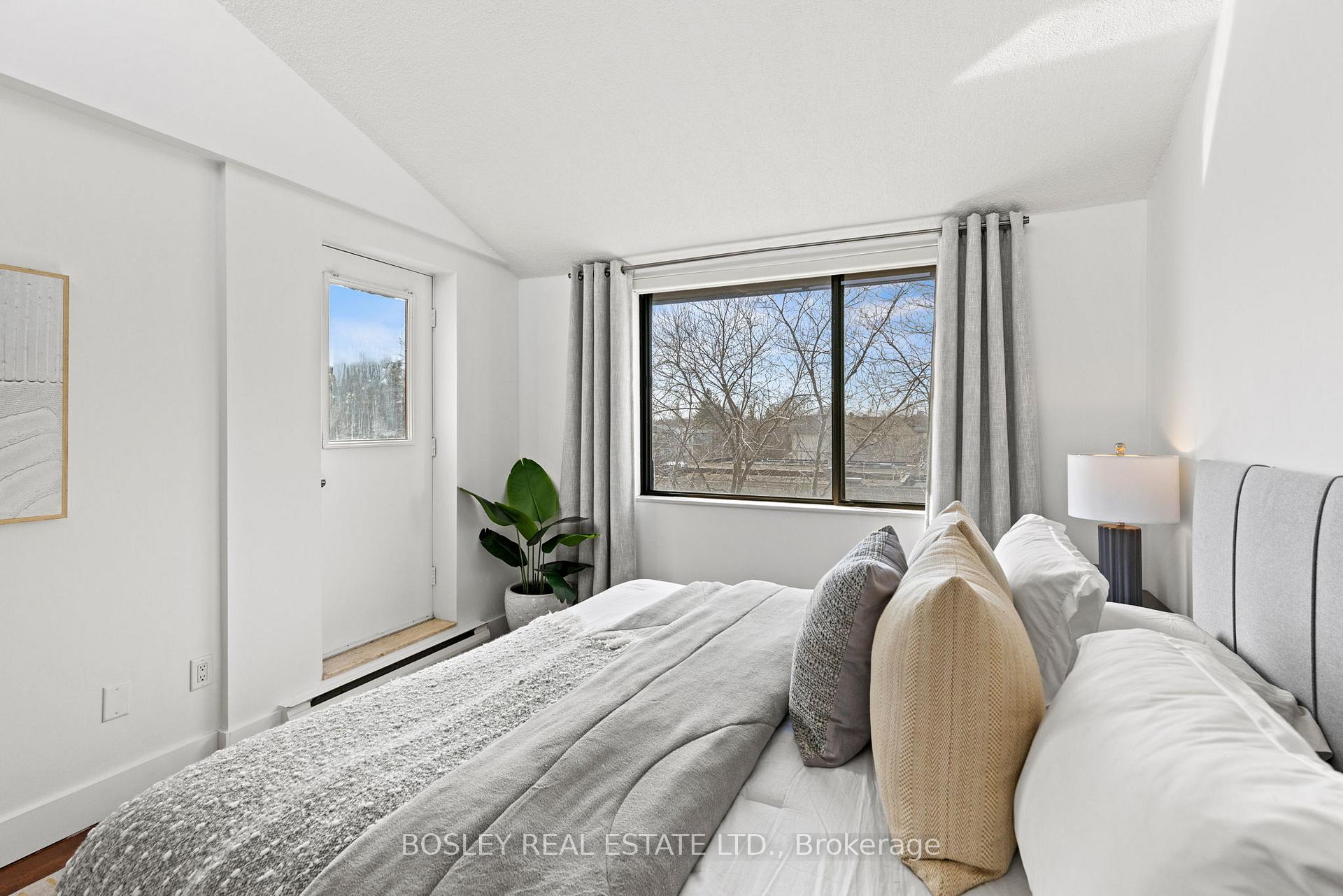 Photo 6 of Unit A504, 1555 Avenue Road, Toronto, Bedford Park-Nortown — HOMEH