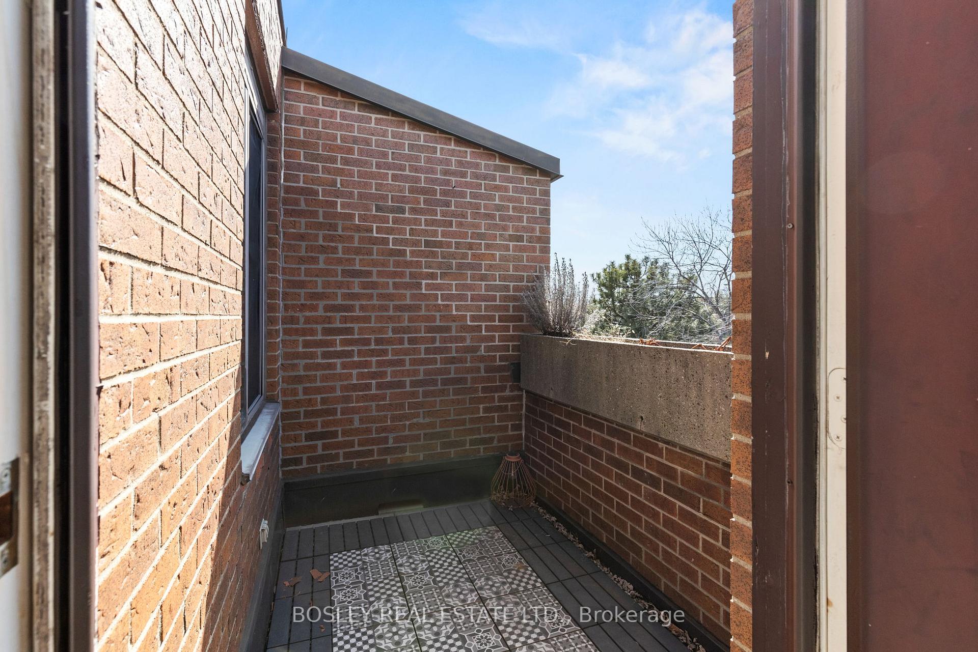 Photo 29 of Unit A504, 1555 Avenue Road, Toronto, Bedford Park-Nortown — HOMEH