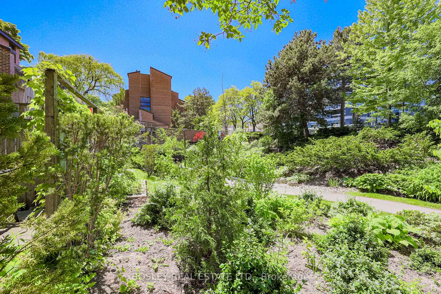 Photo 31 of Unit A504, 1555 Avenue Road, Toronto, Bedford Park-Nortown — HOMEH