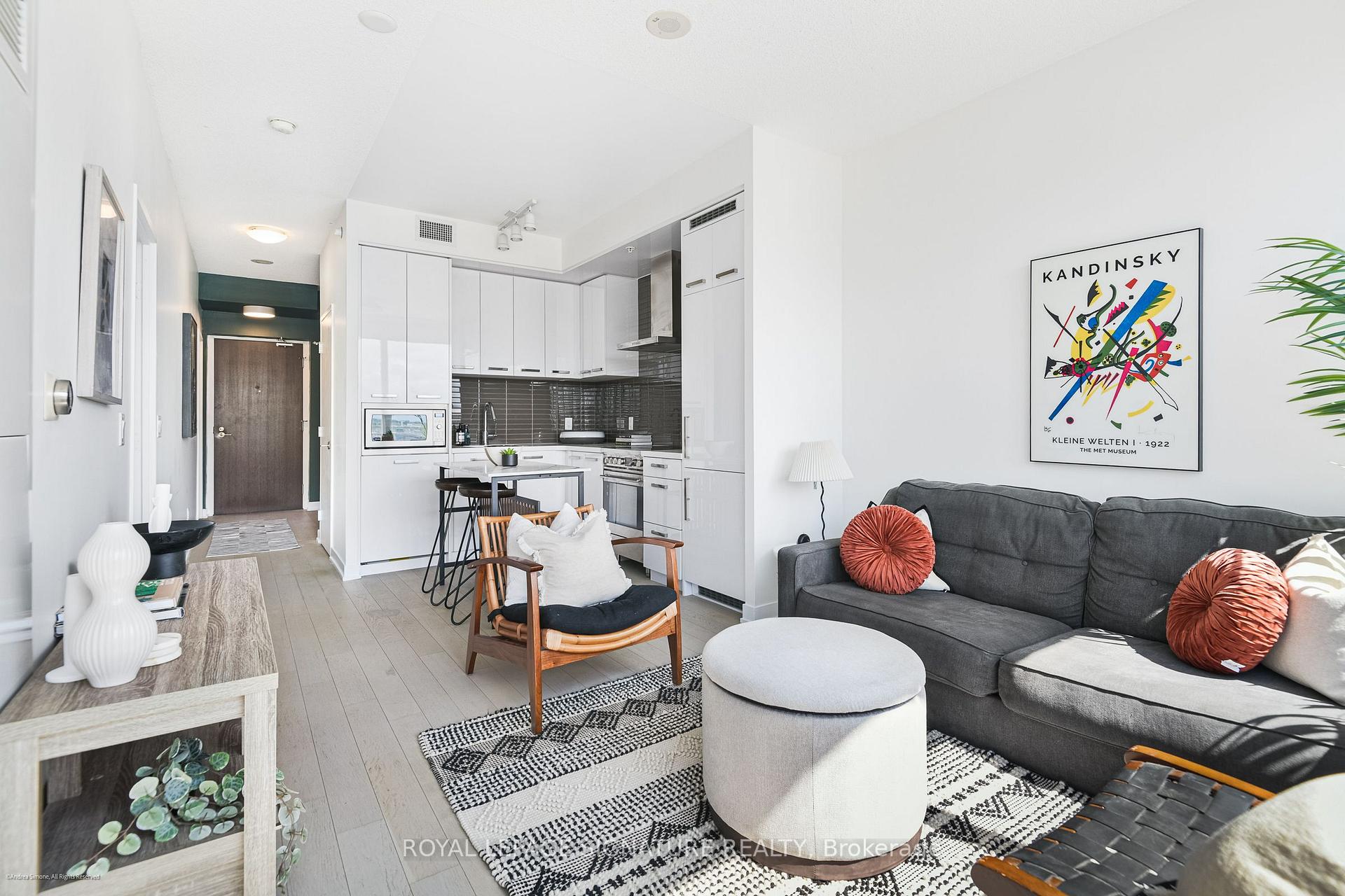 Photo 19 of Unit S504, 120 Bayview Avenue, Toronto, Waterfront Communities — HOMEH