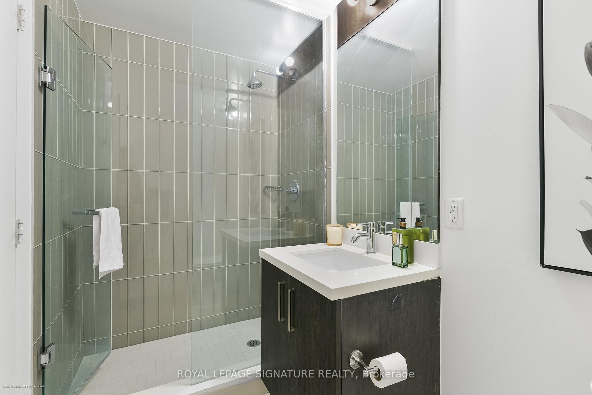 Photo 13 of Unit S504, 120 Bayview Avenue, Toronto, Waterfront Communities — HOMEH