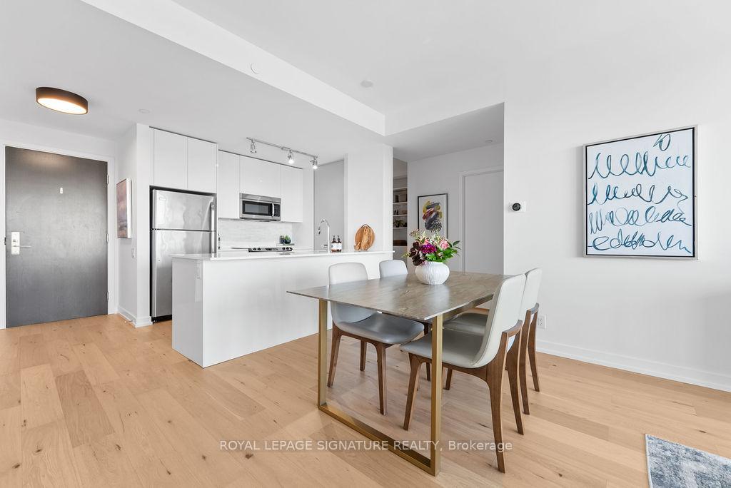 Photo 1 of Unit 2001, 1815 Yonge Street, Toronto, Mount Pleasant West — HOMEH