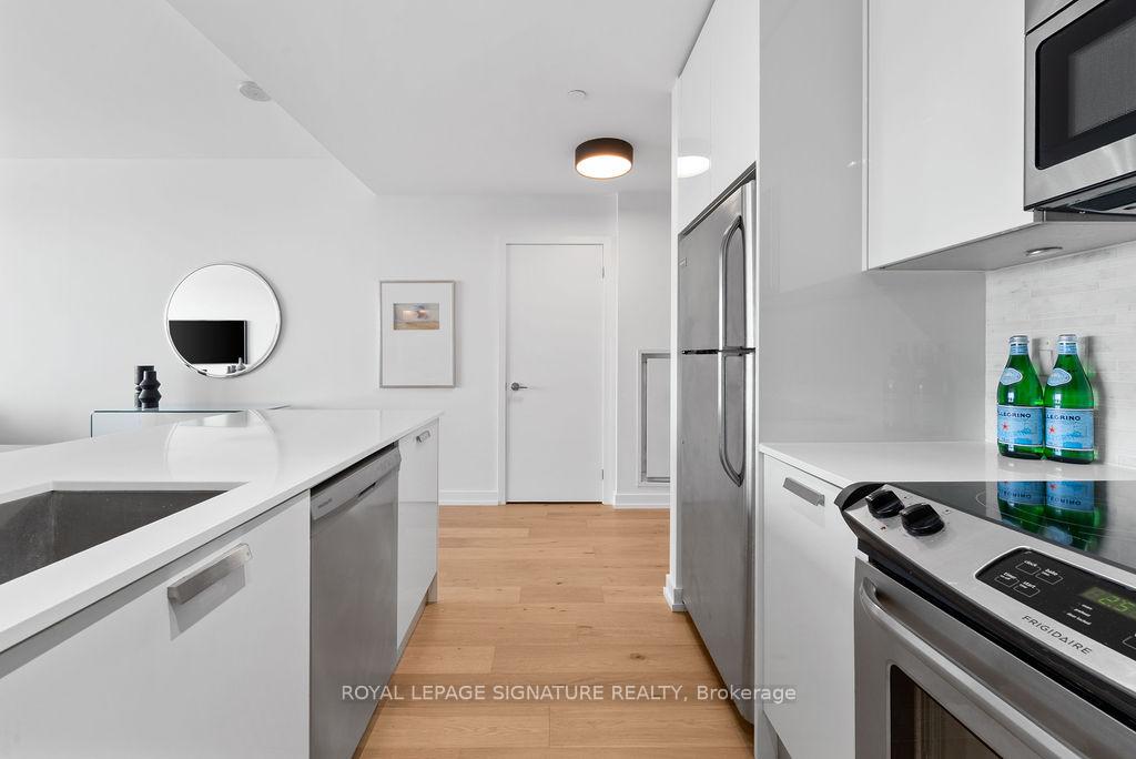 Photo 13 of Unit 2001, 1815 Yonge Street, Toronto, Mount Pleasant West — HOMEH
