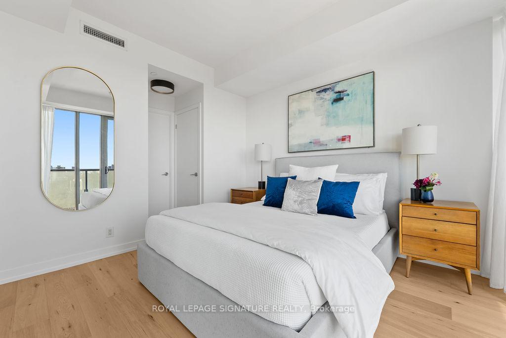 Photo 15 of Unit 2001, 1815 Yonge Street, Toronto, Mount Pleasant West — HOMEH