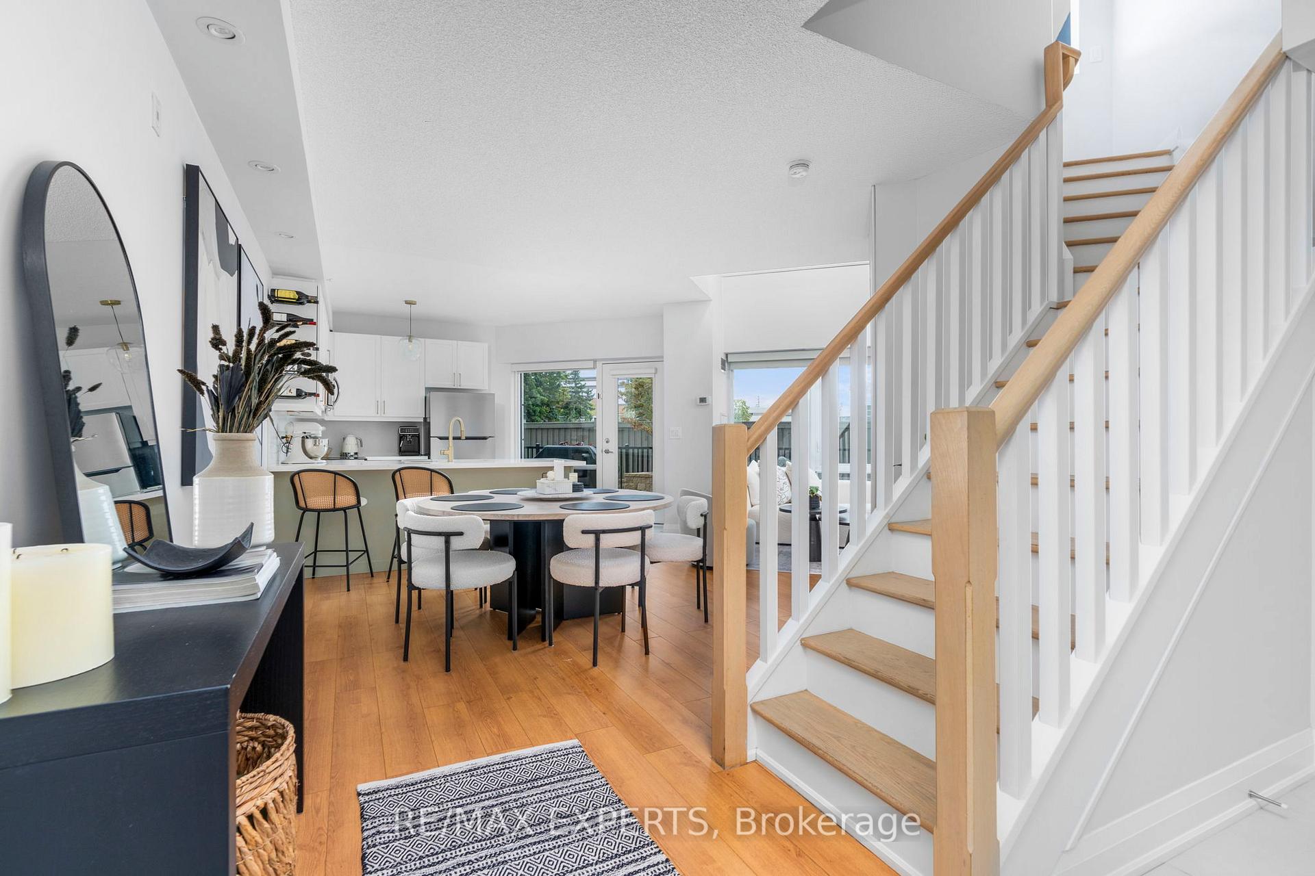Photo 1 of Unit 102, 24 Woodstream Boulevard, Vaughan, Vaughan Grove — HOMEH