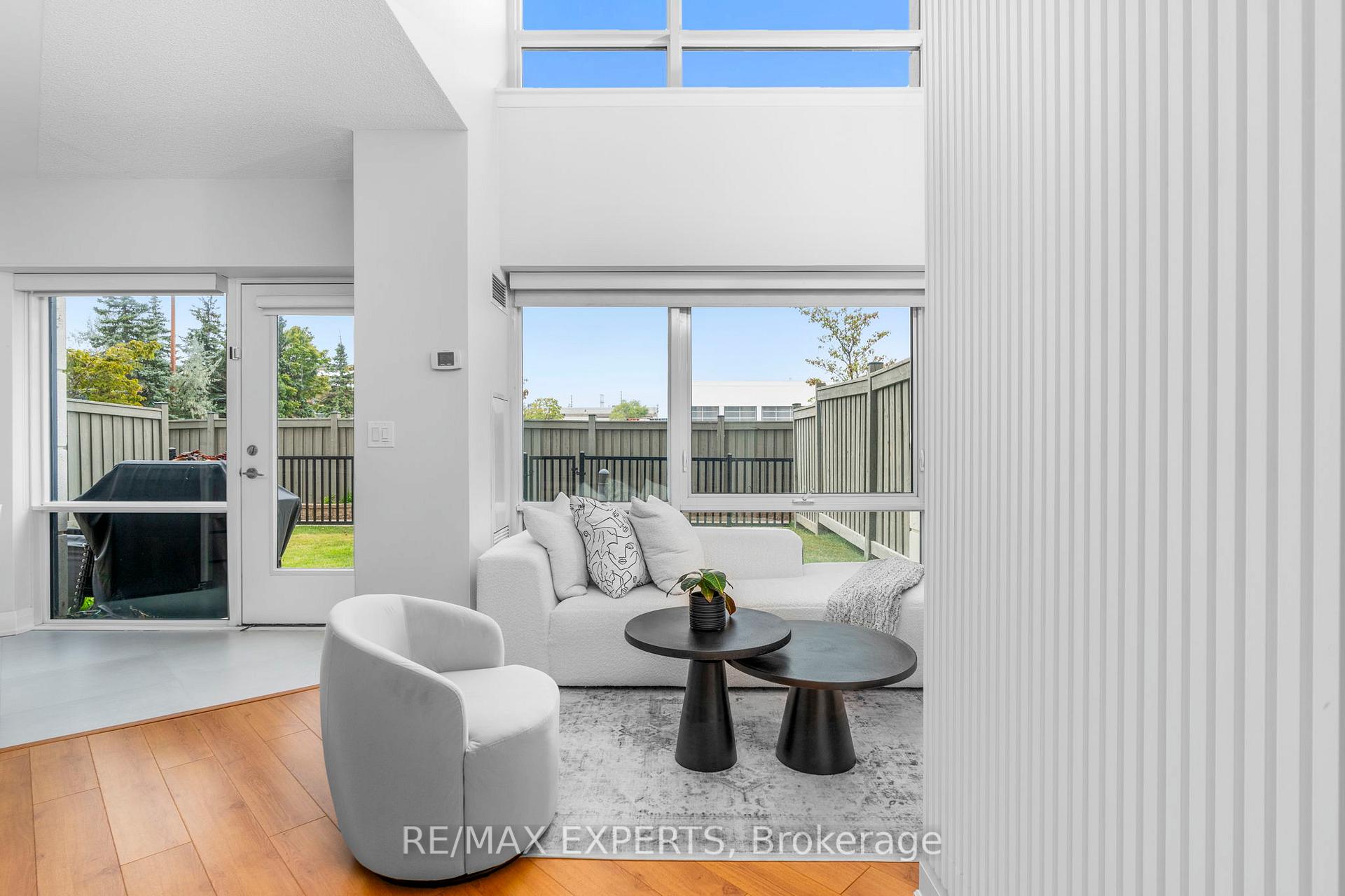 Photo 33 of Unit 102, 24 Woodstream Boulevard, Vaughan, Vaughan Grove — HOMEH