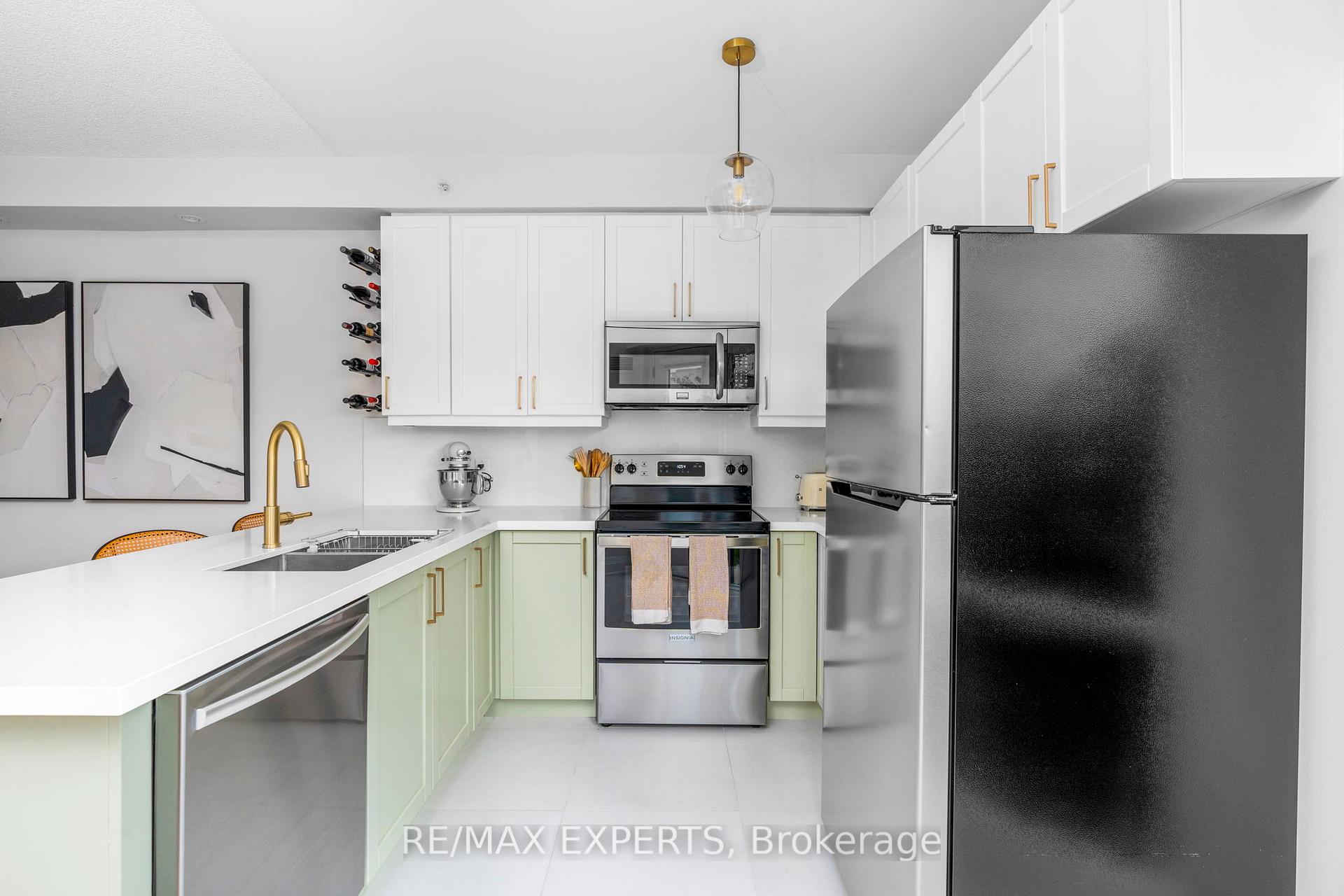 Photo 13 of Unit 102, 24 Woodstream Boulevard, Vaughan, Vaughan Grove — HOMEH