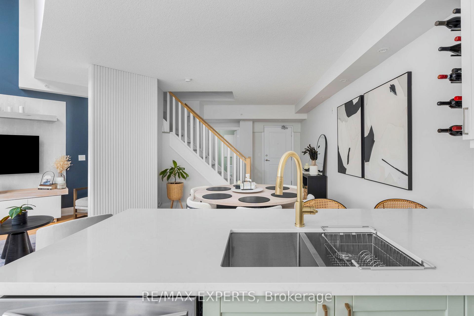 Photo 12 of Unit 102, 24 Woodstream Boulevard, Vaughan, Vaughan Grove — HOMEH