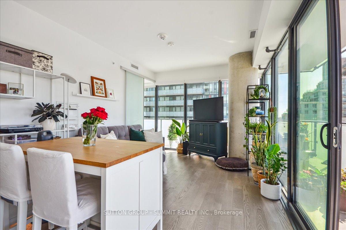 Photo 41 of Unit 1010, 161 Roehampton Avenue, Toronto, Mount Pleasant West — HOMEH