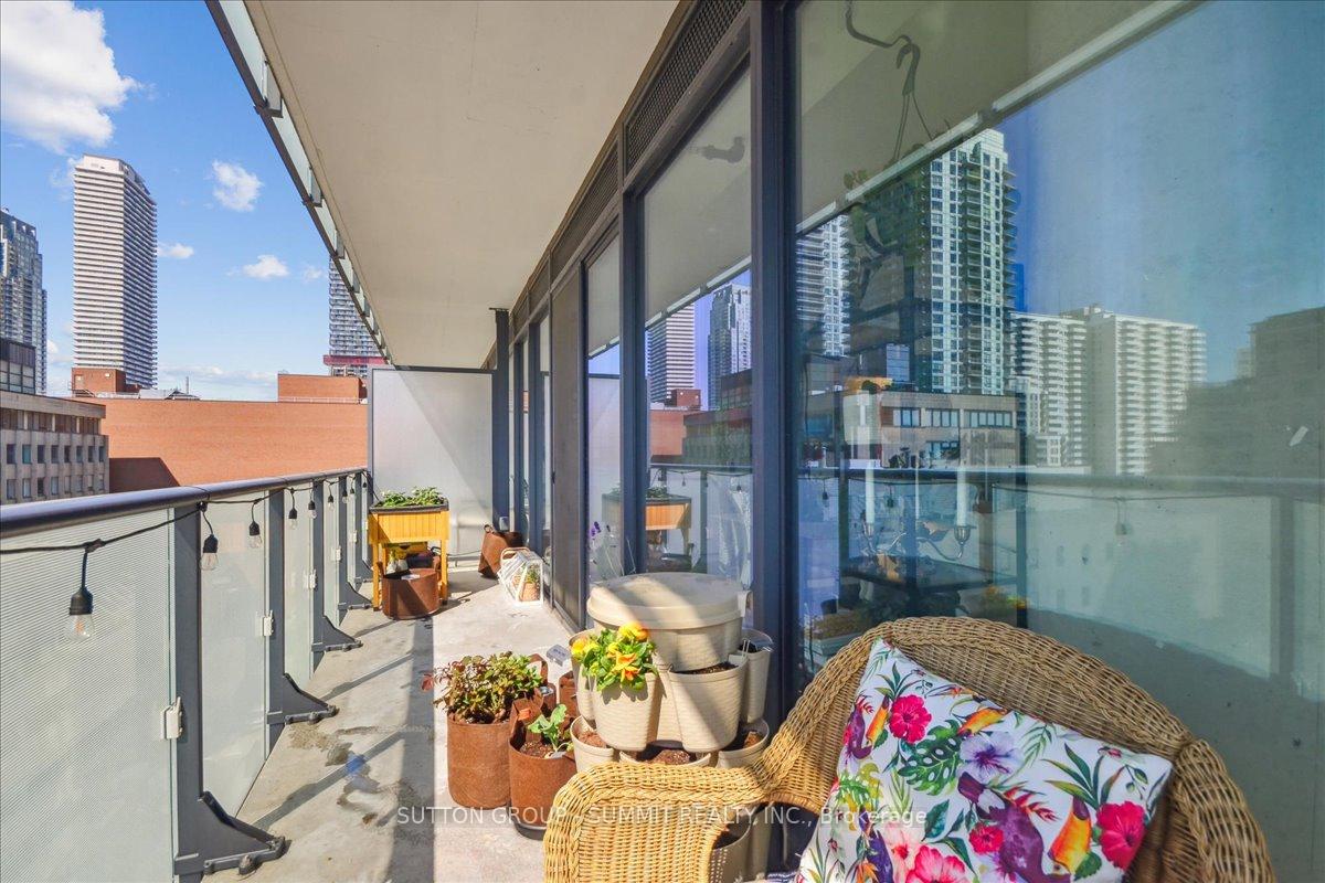 Photo 20 of Unit 1010, 161 Roehampton Avenue, Toronto, Mount Pleasant West — HOMEH
