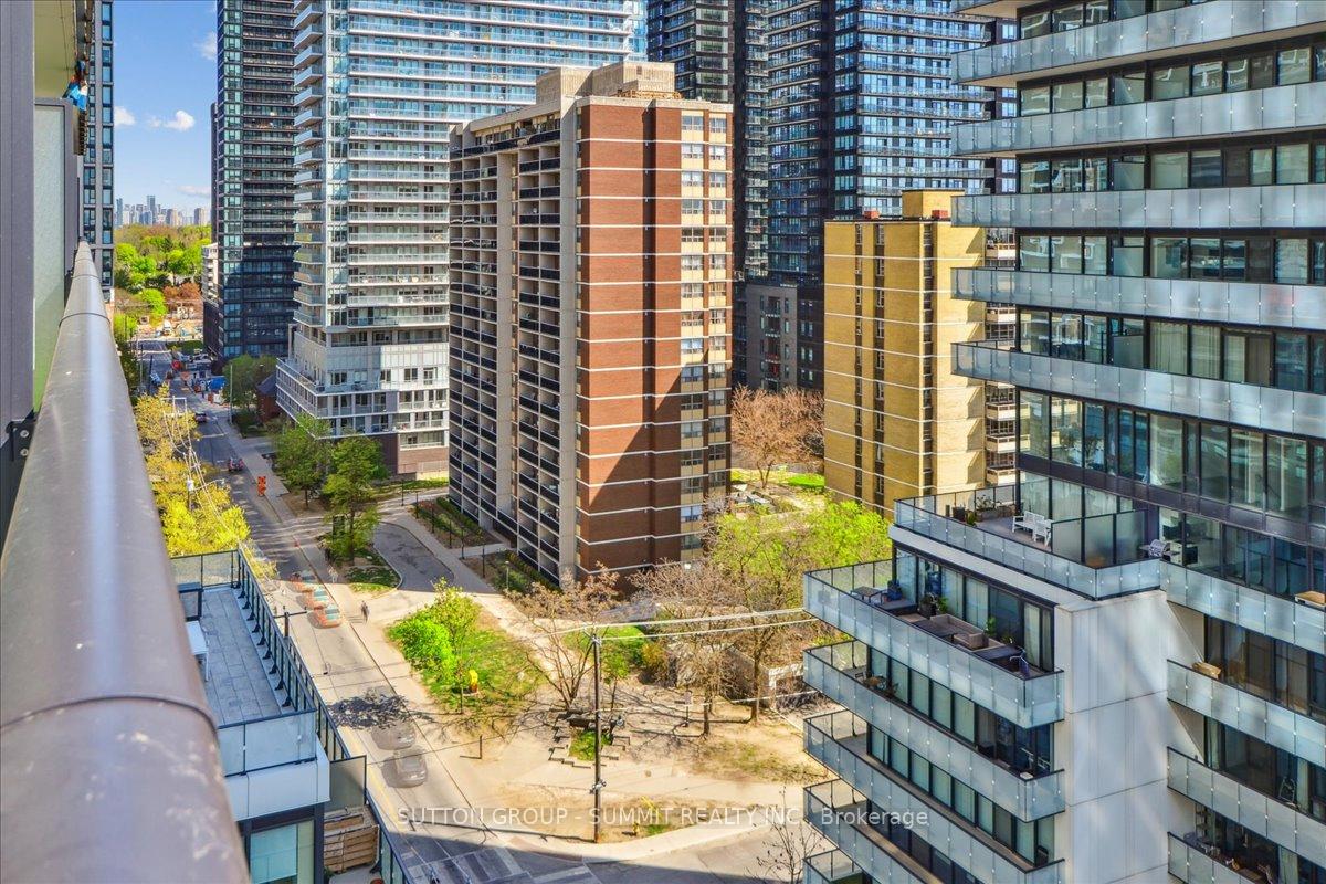 Photo 44 of Unit 1010, 161 Roehampton Avenue, Toronto, Mount Pleasant West — HOMEH