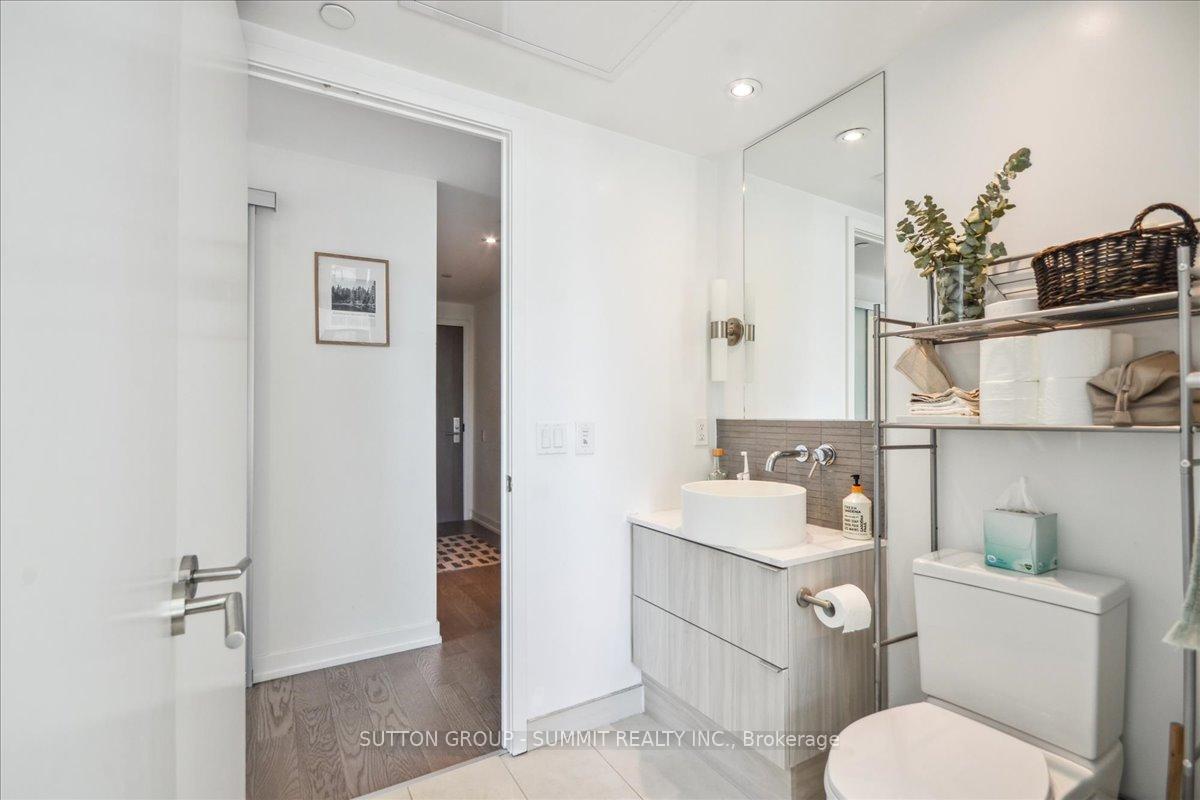 Photo 33 of Unit 1010, 161 Roehampton Avenue, Toronto, Mount Pleasant West — HOMEH