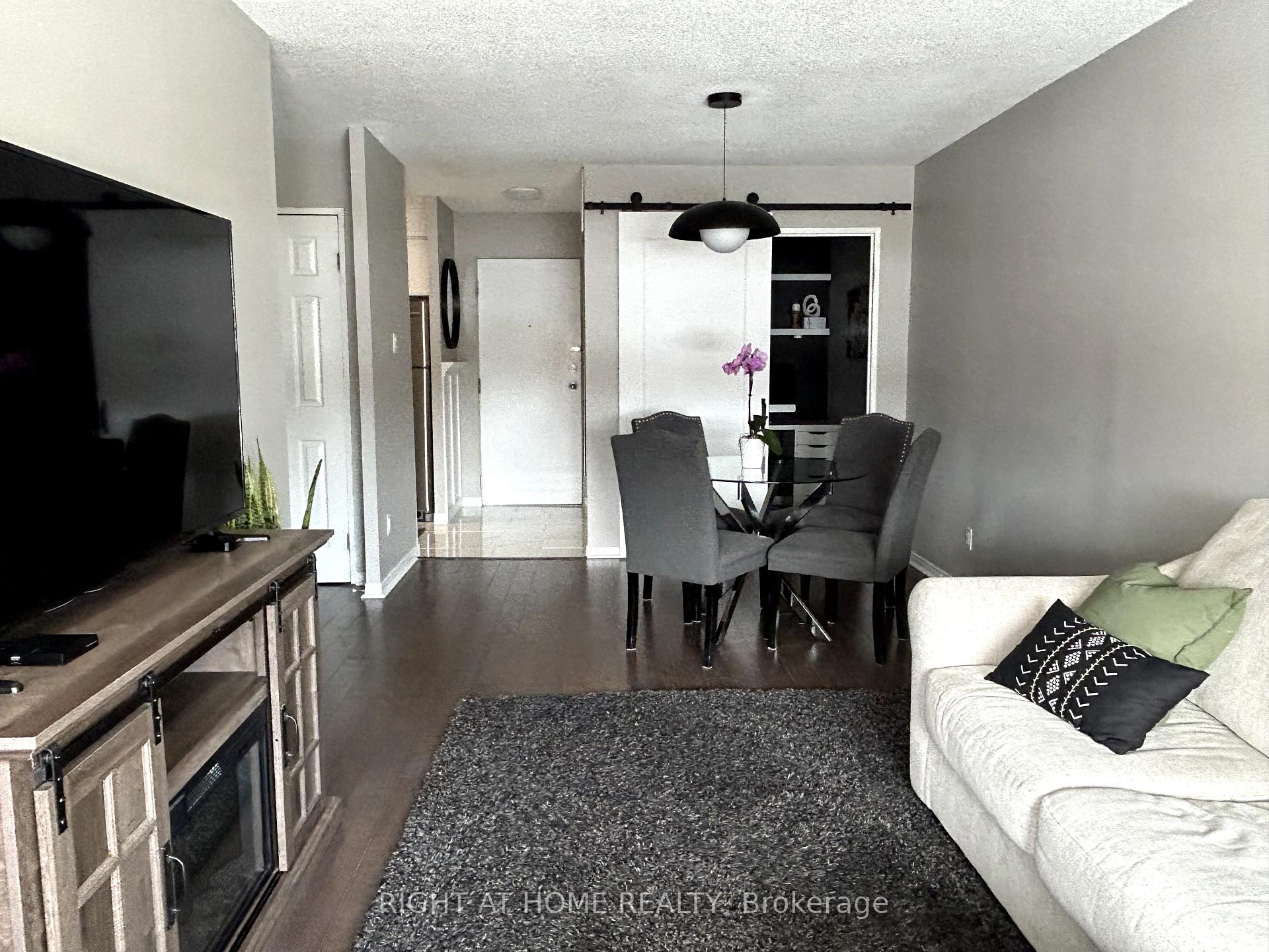 Photo 7 of Unit 318, 155 Riverglen Drive, Georgina, Keswick South — HOMEH