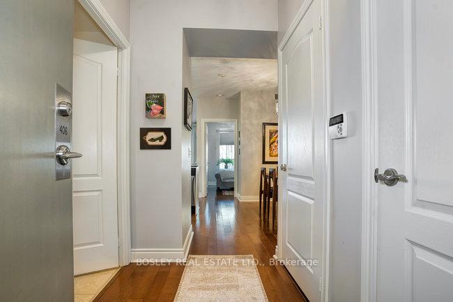 Photo 3 of Unit #406, 319 Merton Street, Toronto, Mount Pleasant East — HOMEH