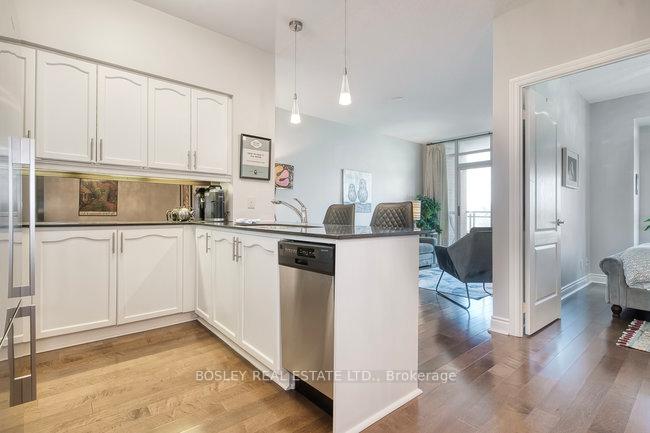 Photo 6 of Unit #406, 319 Merton Street, Toronto, Mount Pleasant East — HOMEH