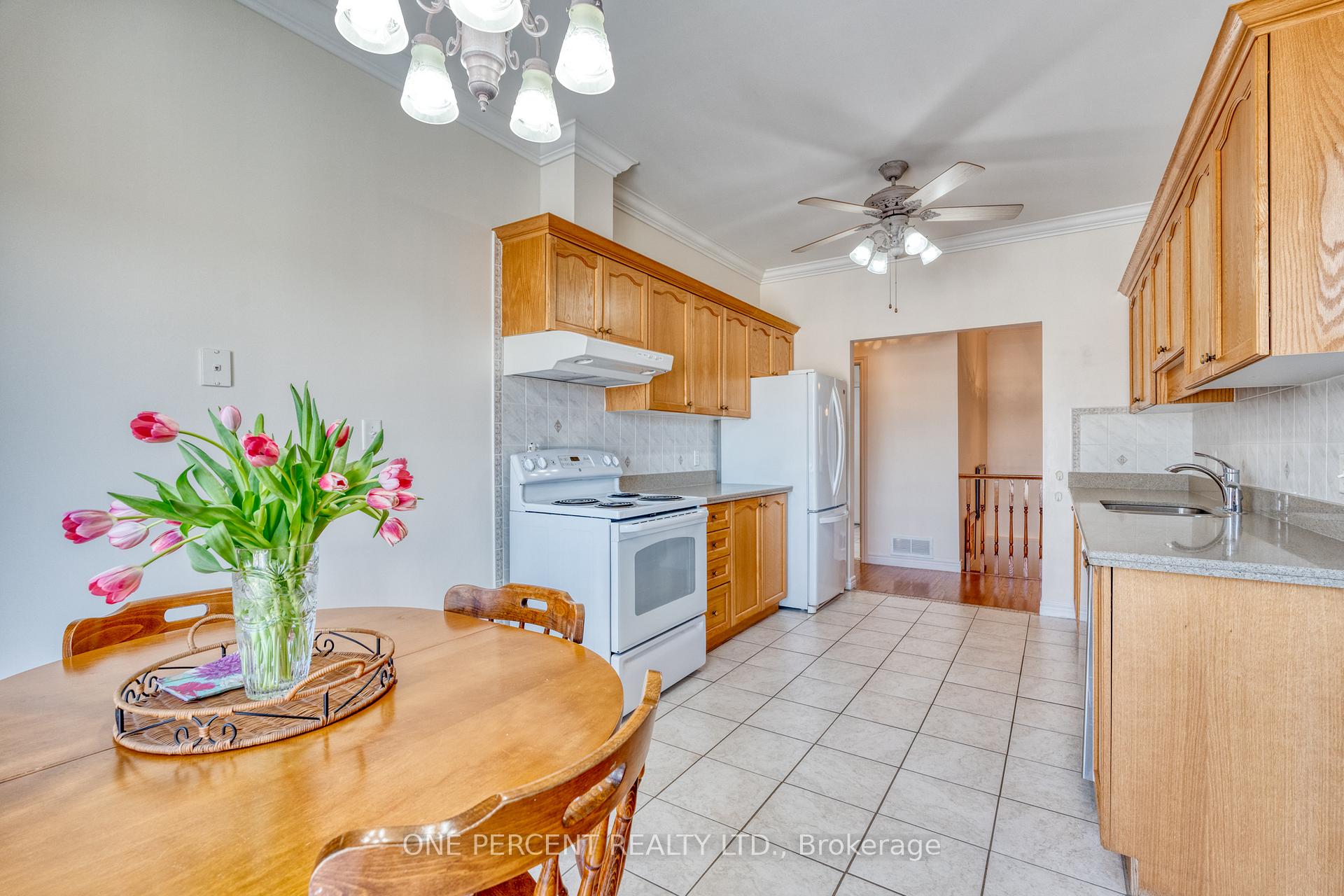 Photo 4 of 68 Northernbreeze Street, Hamilton, Twenty Place — HOMEH