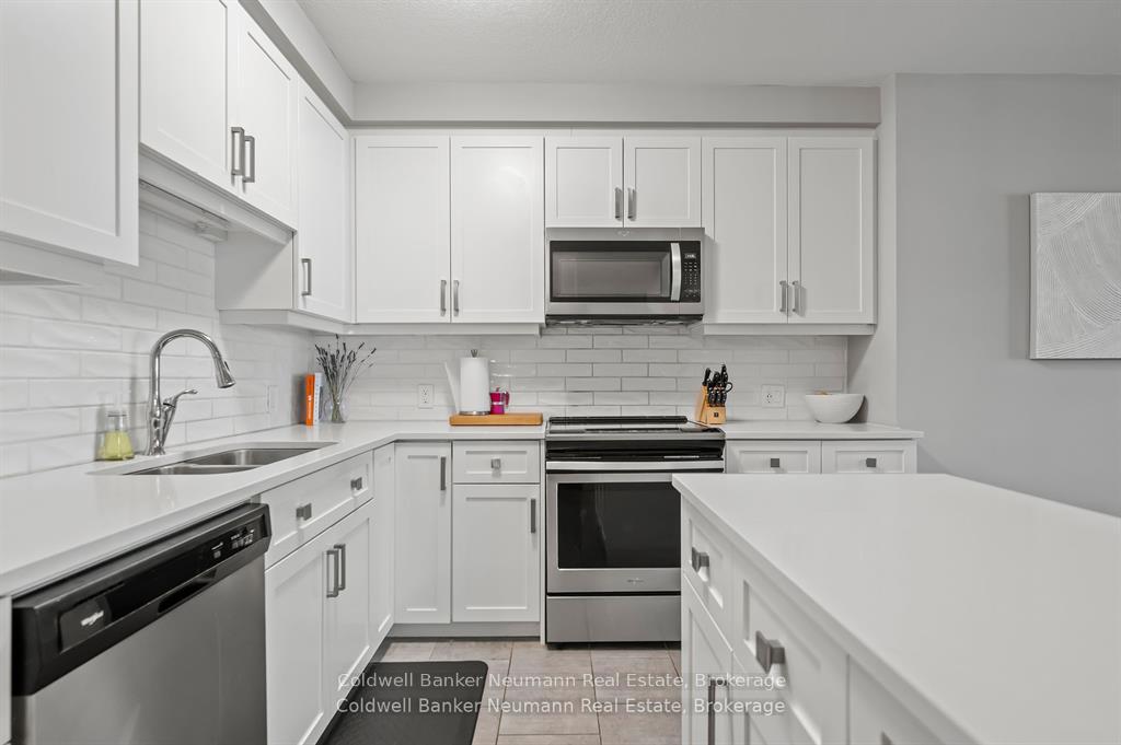 Photo 12 of Unit 612, 73 Arthur Street, Guelph, Downtown — HOMEH