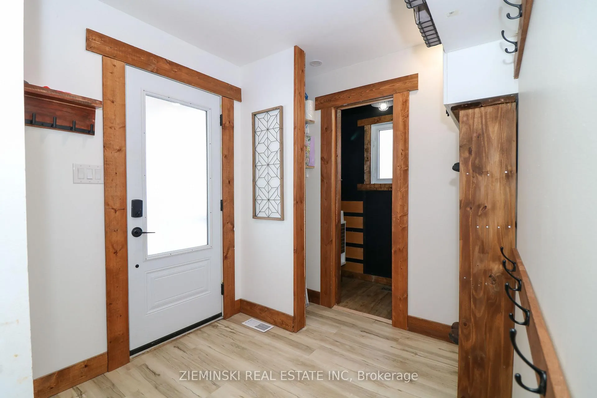 Photo 15 of 220 Ruth Street, Timmins, Porcupine - West — HOMEH
