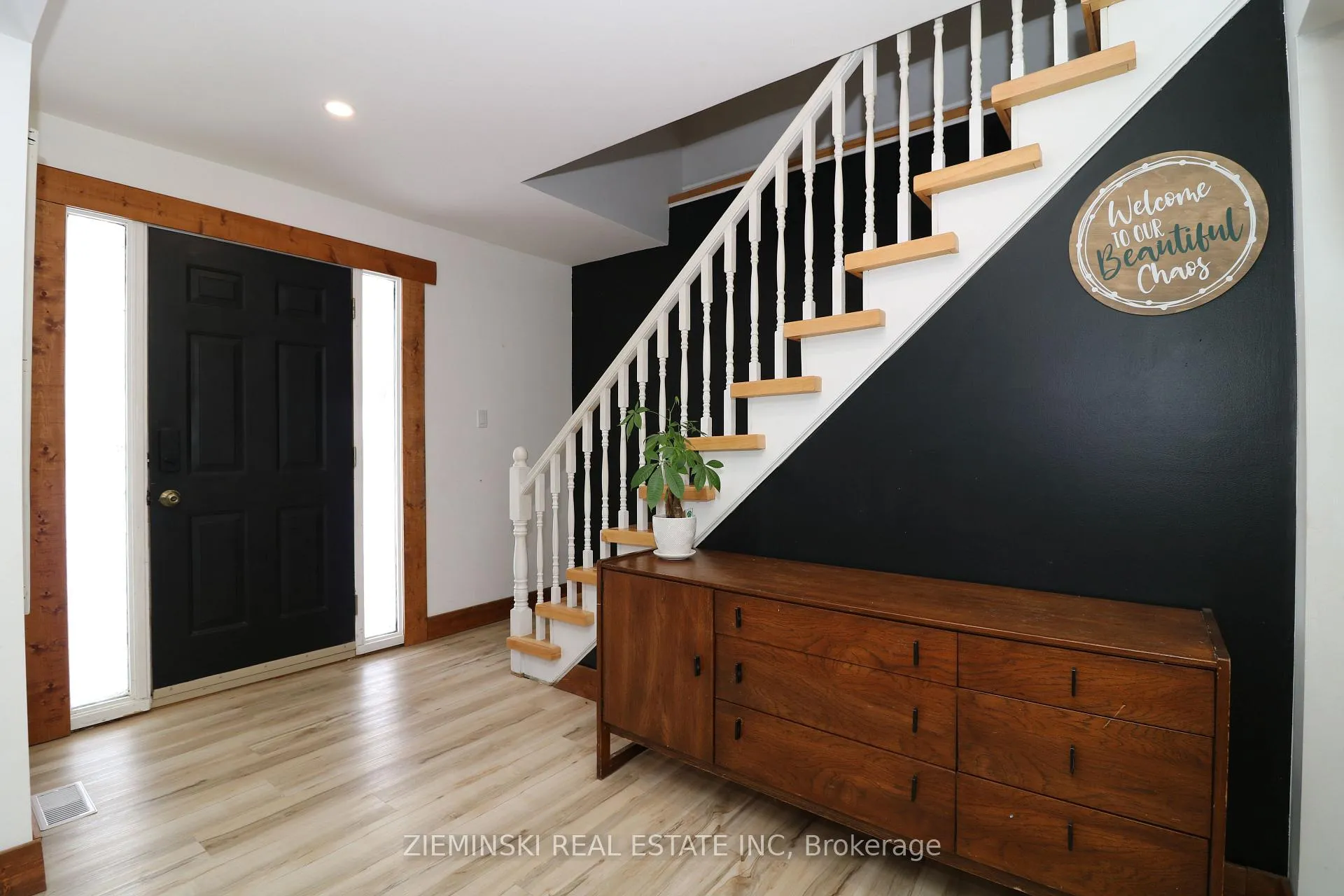 Photo 18 of 220 Ruth Street, Timmins, Porcupine - West — HOMEH