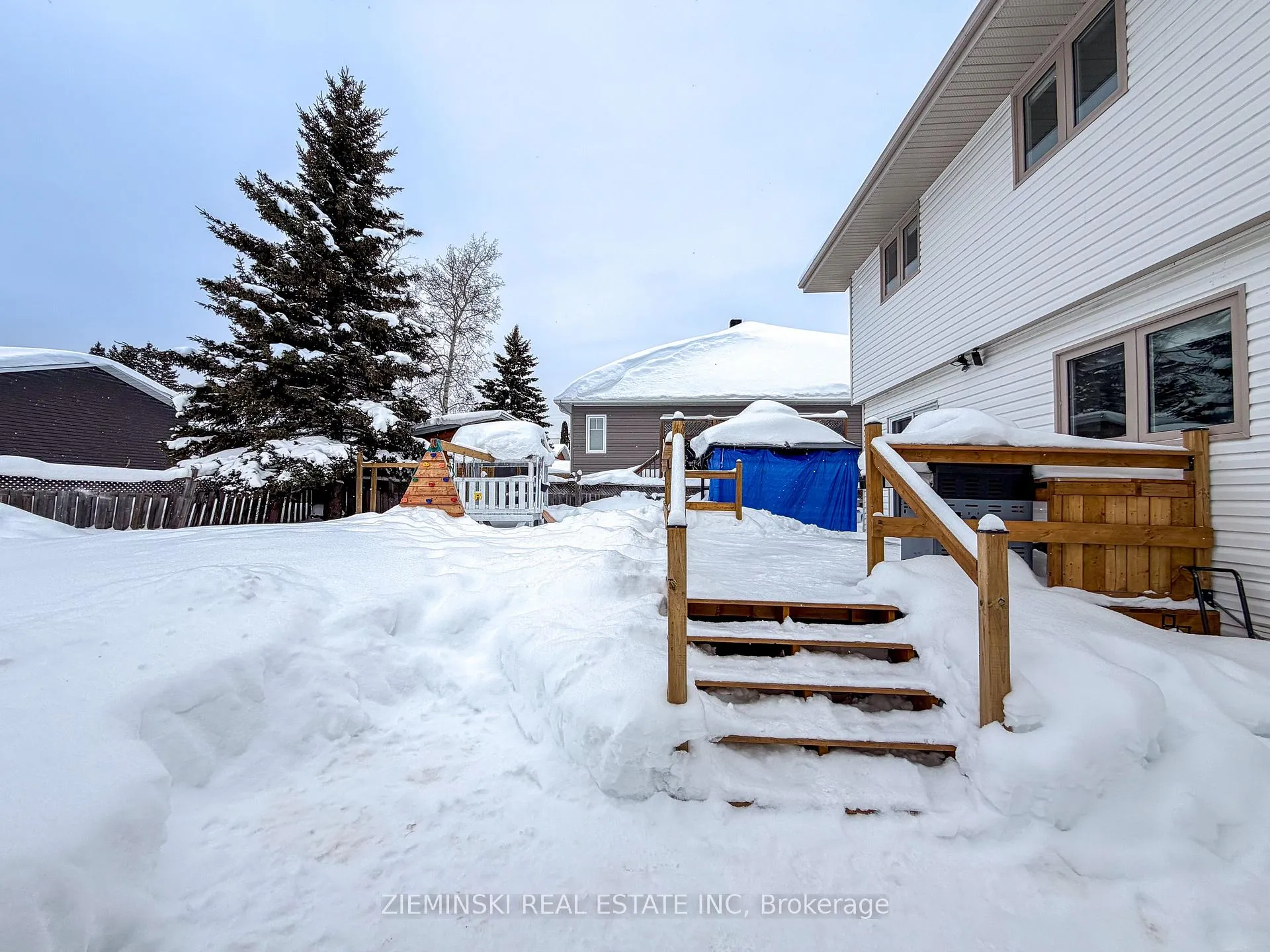 Photo 44 of 220 Ruth Street, Timmins, Porcupine - West — HOMEH