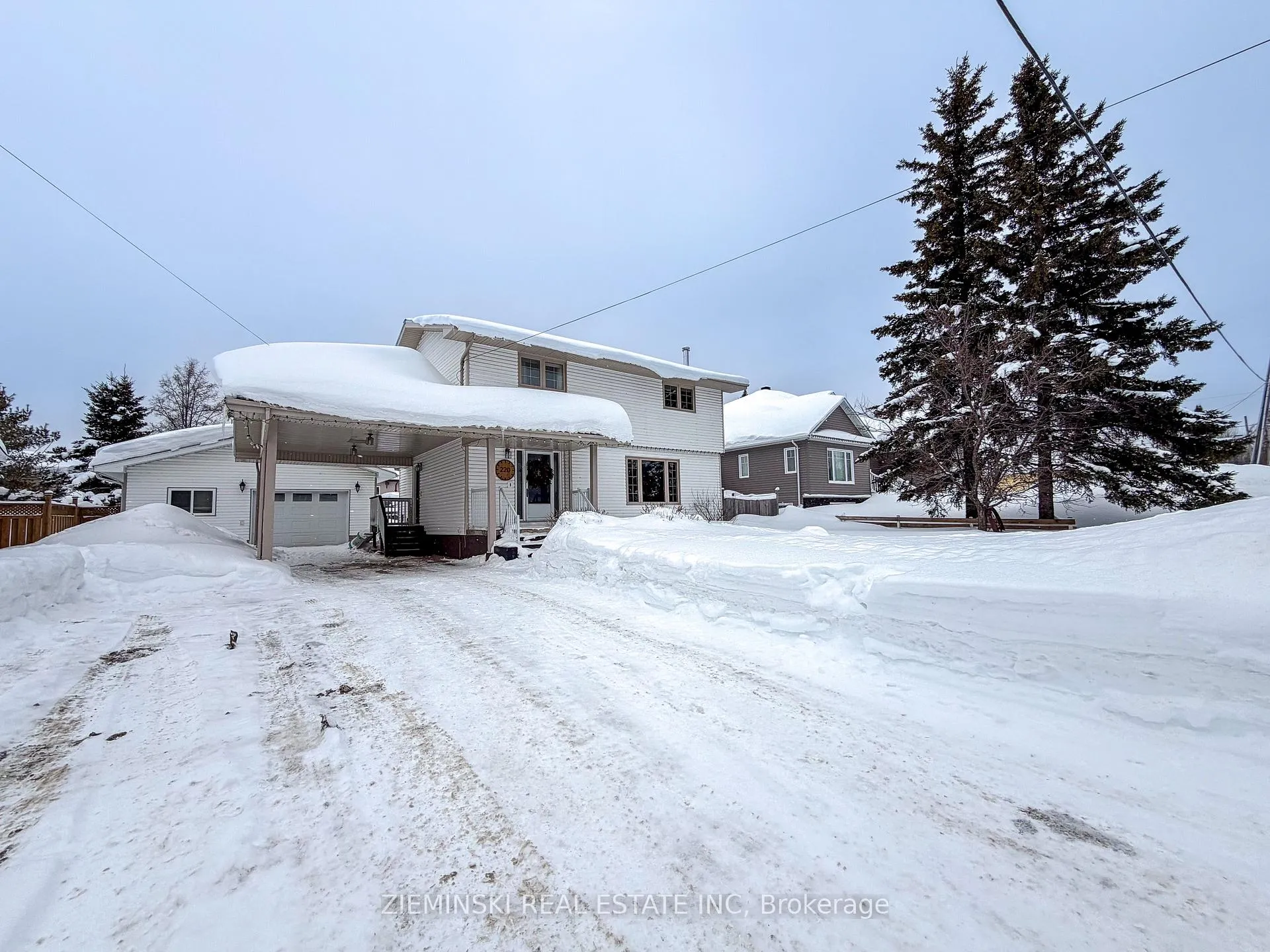 Photo 48 of 220 Ruth Street, Timmins, Porcupine - West — HOMEH