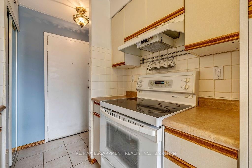 Photo 15 of Unit 202, 1950 Main Street W, Hamilton, Ainslie Wood — HOMEH
