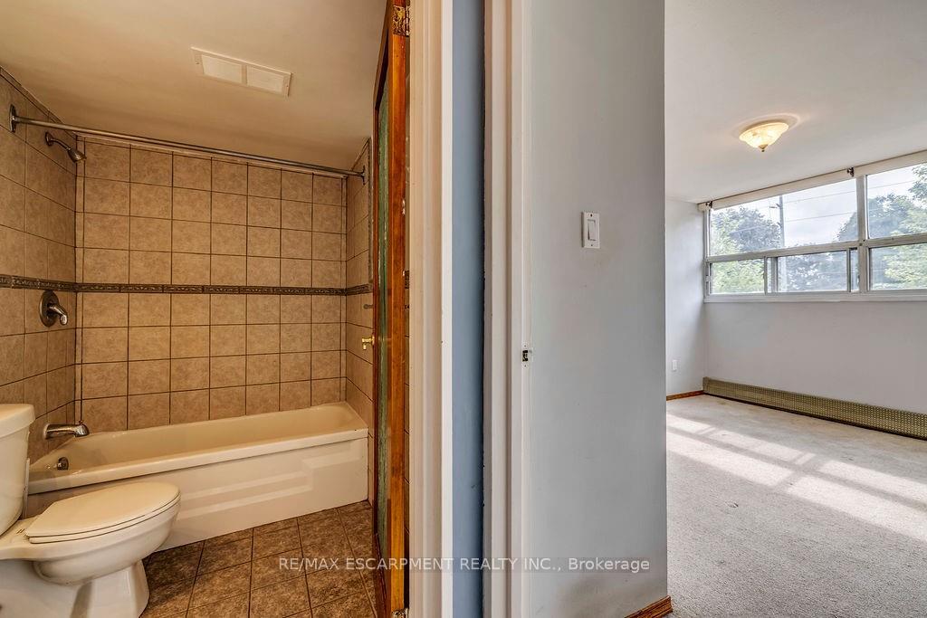 Photo 29 of Unit 202, 1950 Main Street W, Hamilton, Ainslie Wood — HOMEH