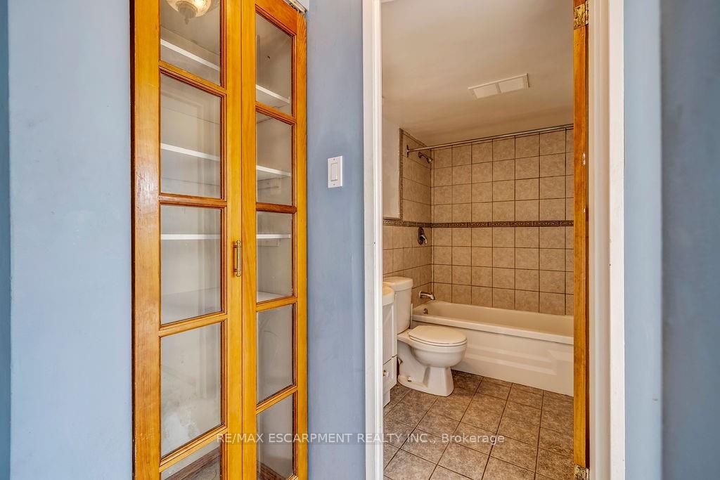 Photo 20 of Unit 202, 1950 Main Street W, Hamilton, Ainslie Wood — HOMEH