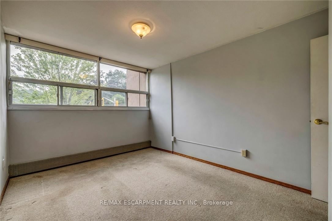 Photo 24 of Unit 202, 1950 Main Street W, Hamilton, Ainslie Wood — HOMEH