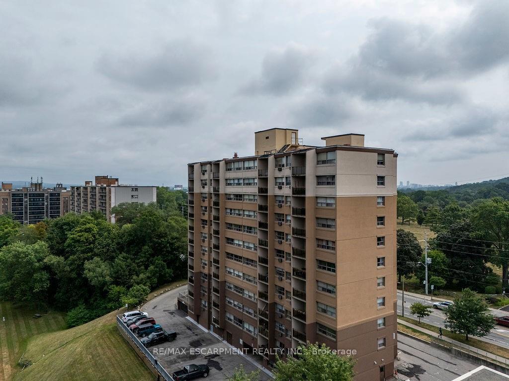 Photo 27 of Unit 202, 1950 Main Street W, Hamilton, Ainslie Wood — HOMEH