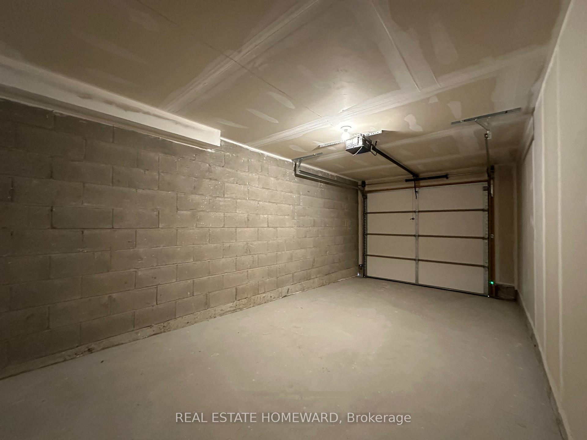 Photo 12 of Unit 115, 1655 Palmers Sawmill Road, Pickering, Duffin Heights — HOMEH