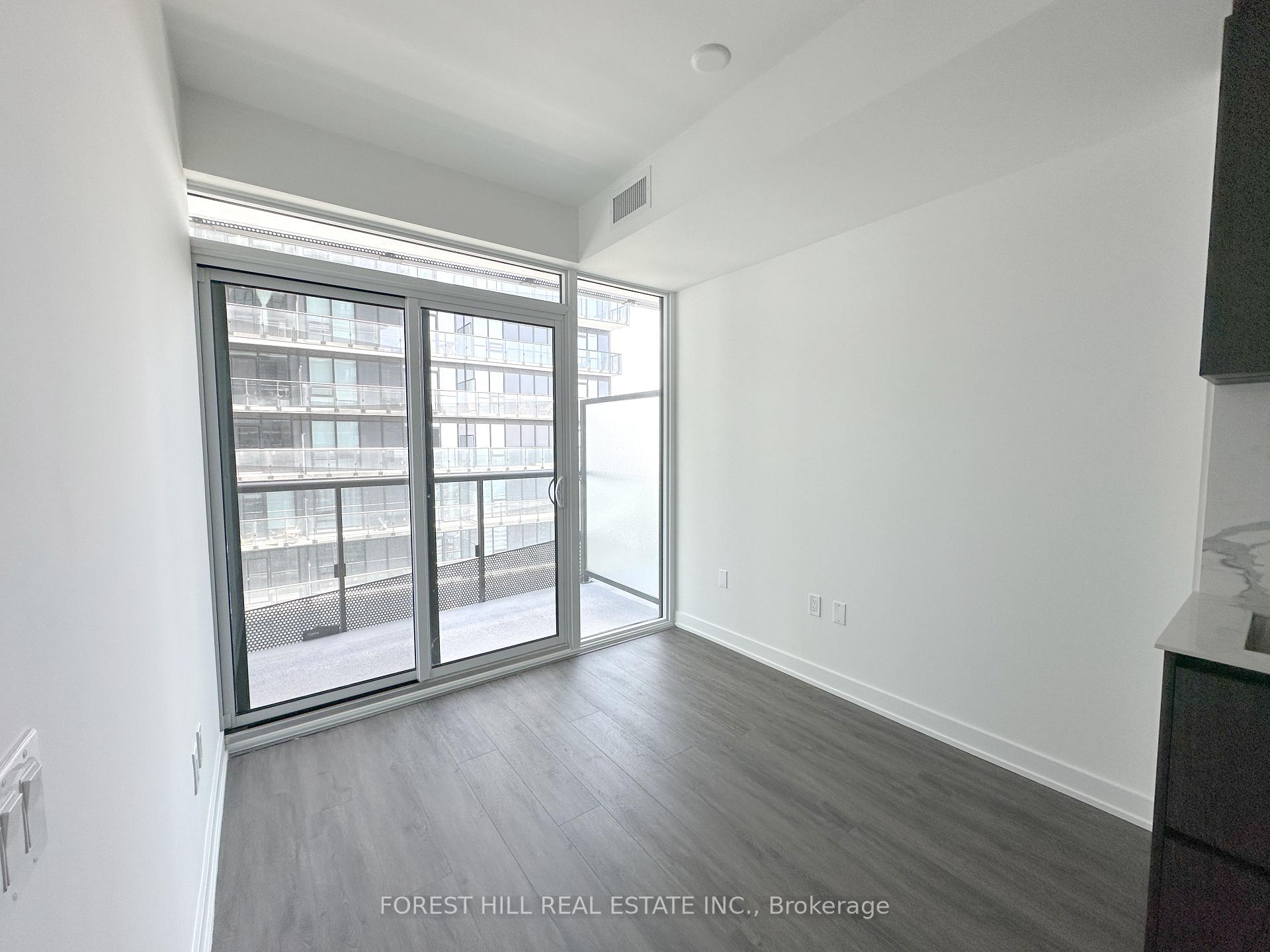 Photo 2 of Unit 2408, 127 Broadway Avenue, Toronto, Mount Pleasant West — HOMEH