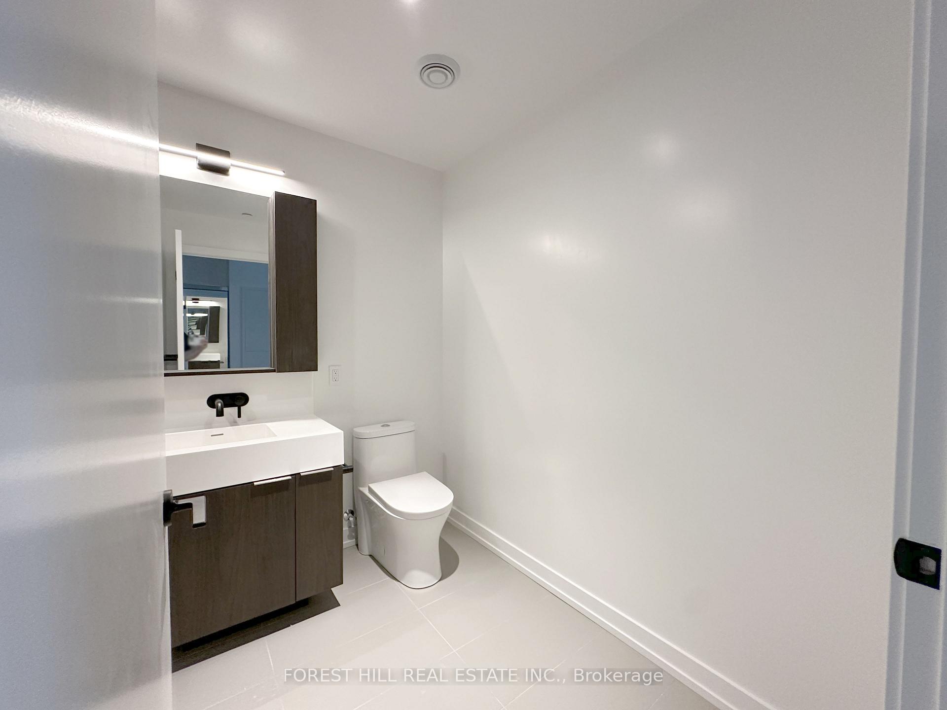 Photo 8 of Unit 2408, 127 Broadway Avenue, Toronto, Mount Pleasant West — HOMEH