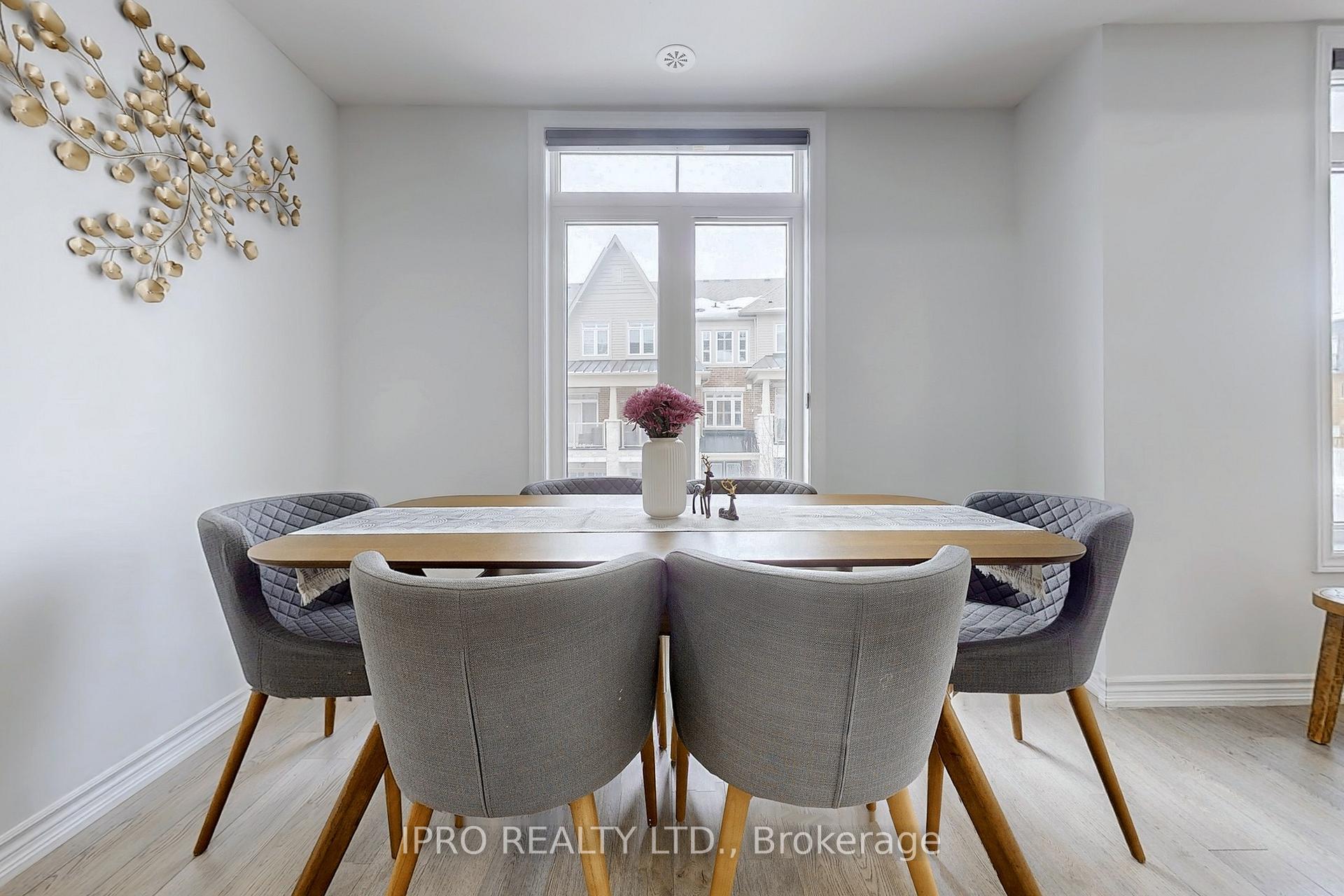 Photo 8 of Unit 6, 2738 William Jackson Drive, Pickering, Duffin Heights — HOMEH