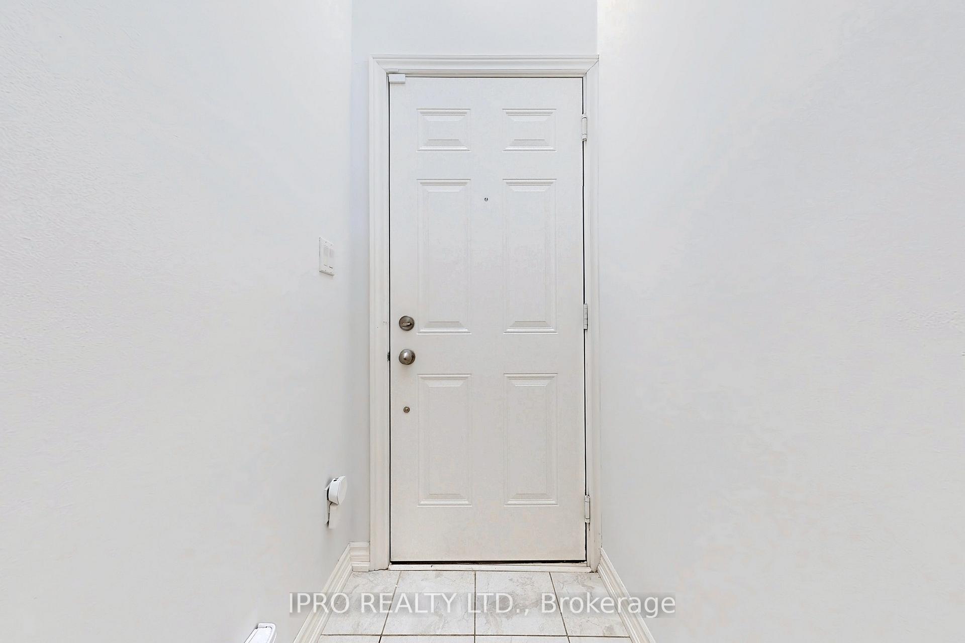 Photo 19 of Unit 6, 2738 William Jackson Drive, Pickering, Duffin Heights — HOMEH