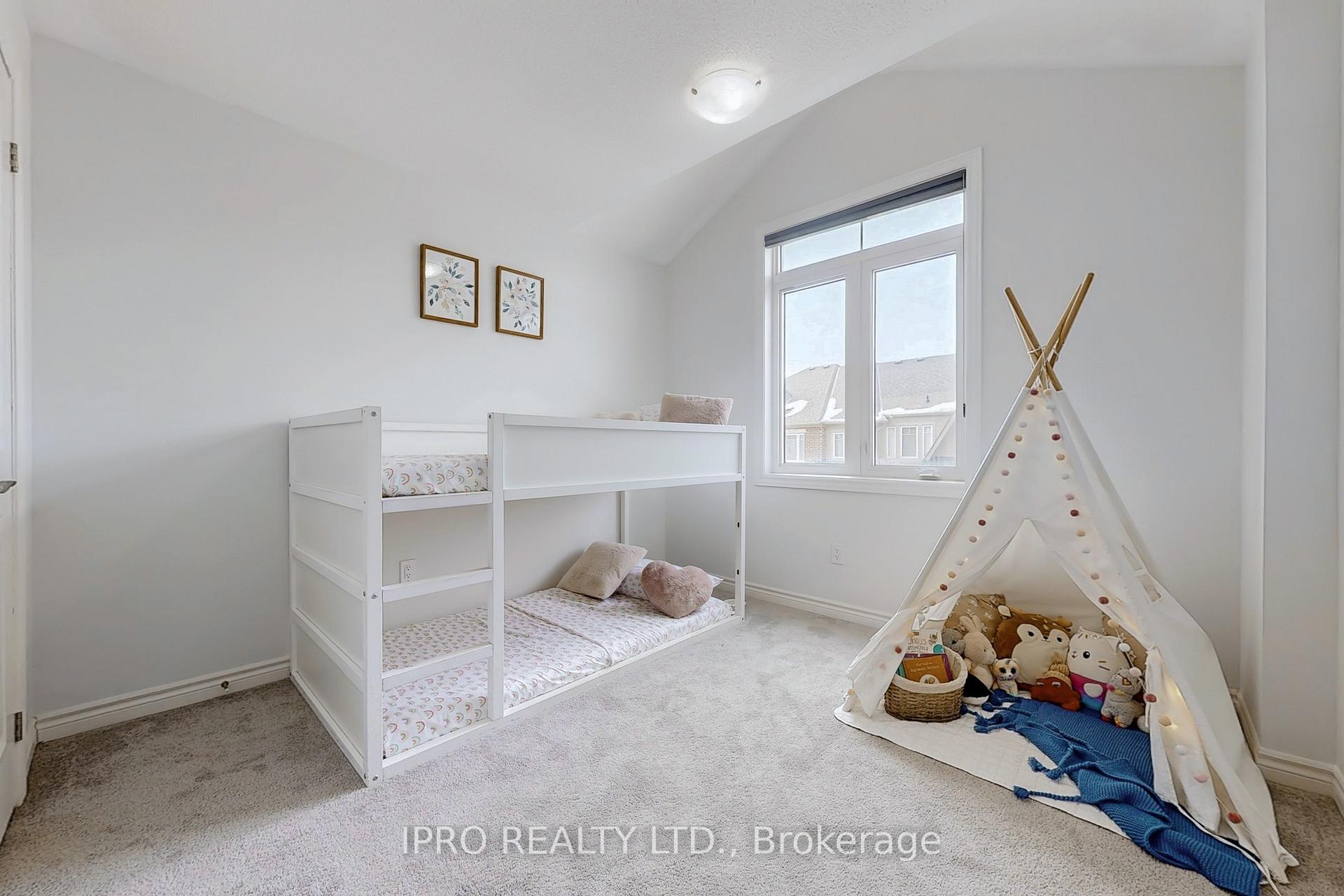 Photo 35 of Unit 6, 2738 William Jackson Drive, Pickering, Duffin Heights — HOMEH