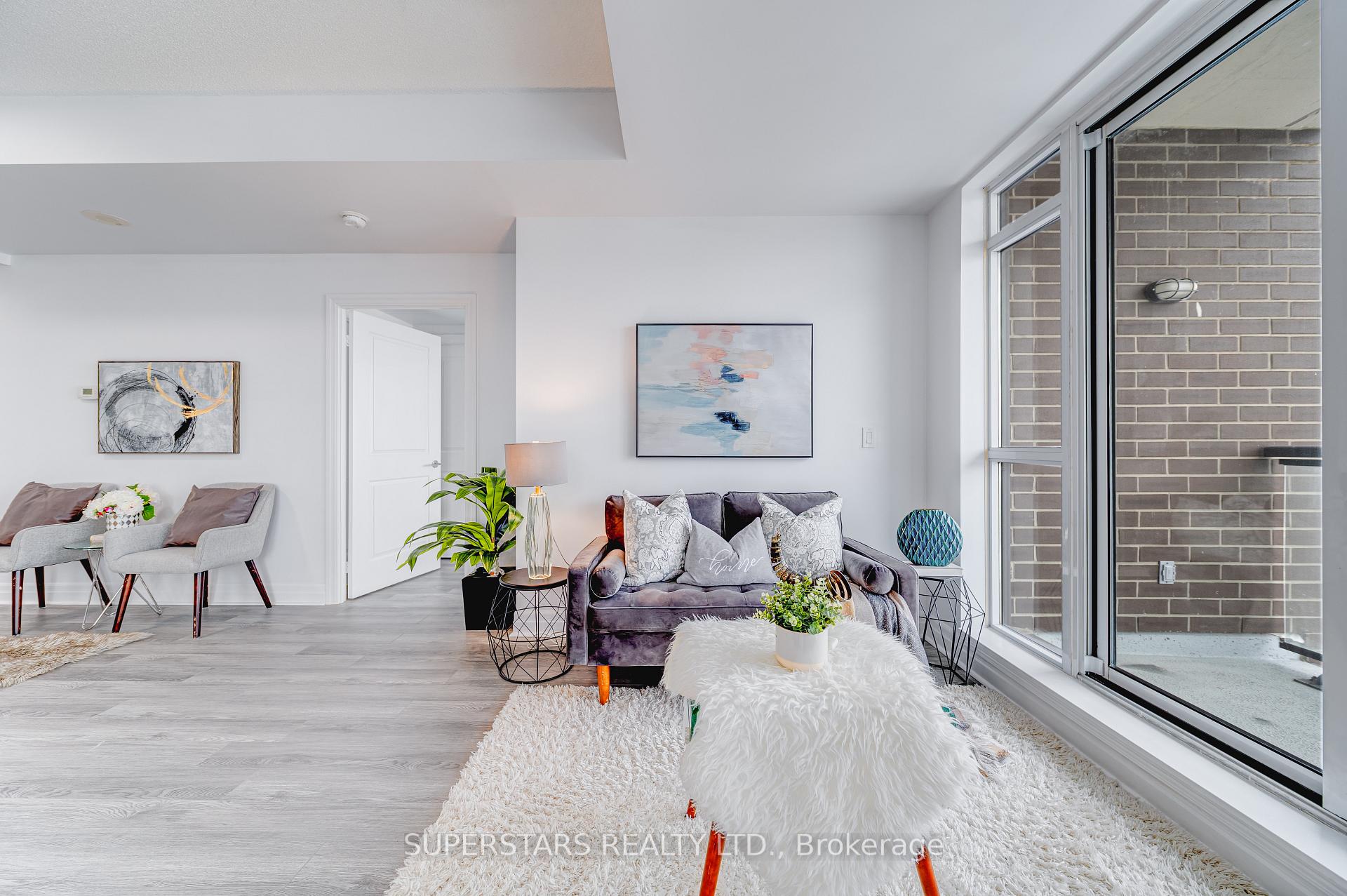 Photo 4 of Unit 807E, 8110 Birchmount Road, Markham, Unionville — HOMEH