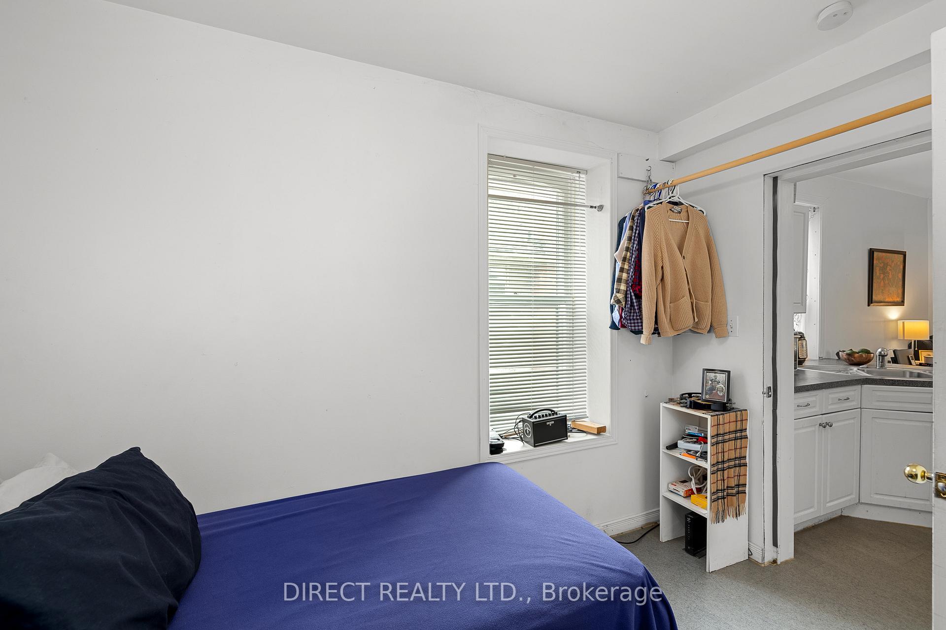 Photo 5 of 176 Foster Avenue, Belleville, Belleville Ward — HOMEH