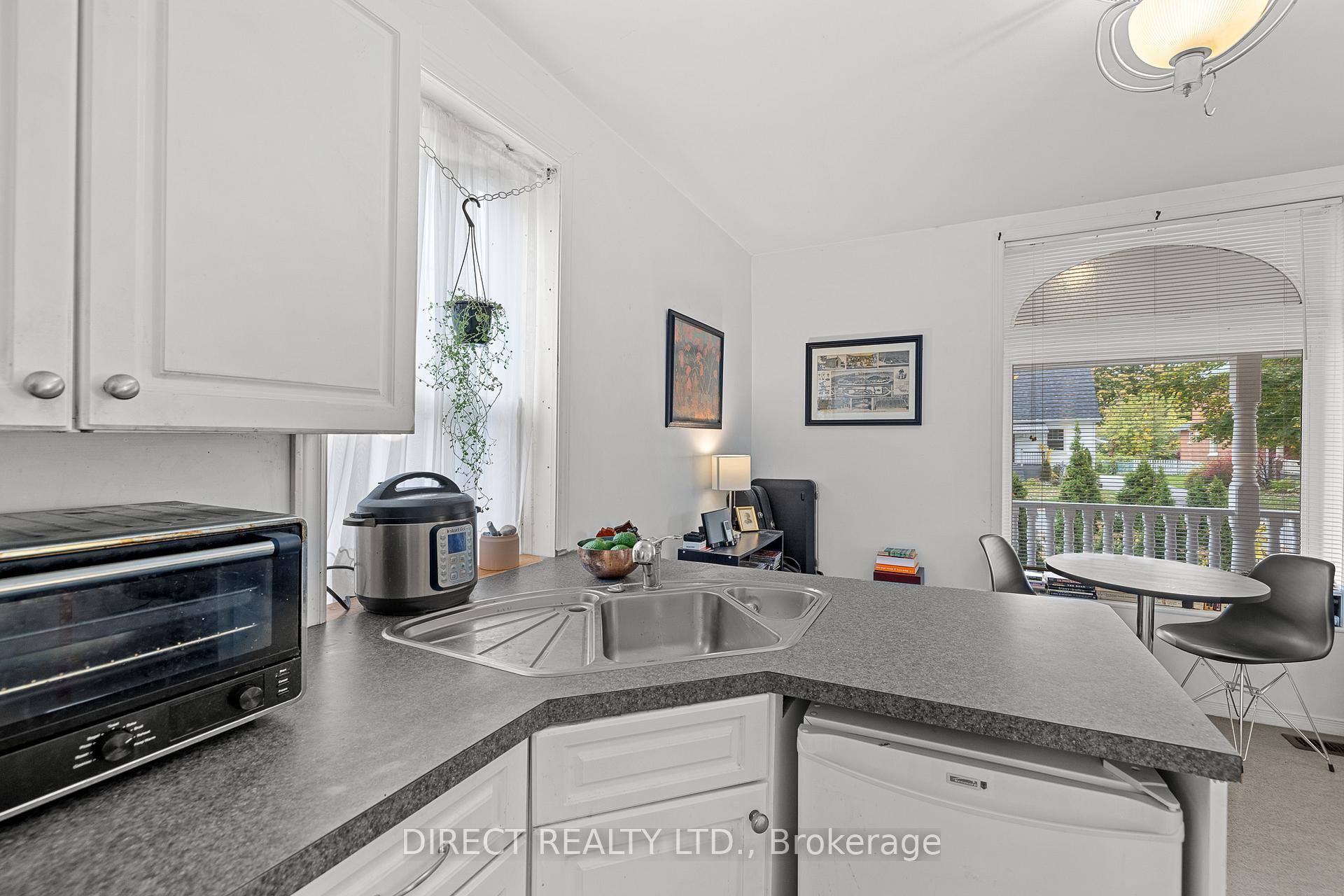 Photo 7 of 176 Foster Avenue, Belleville, Belleville Ward — HOMEH