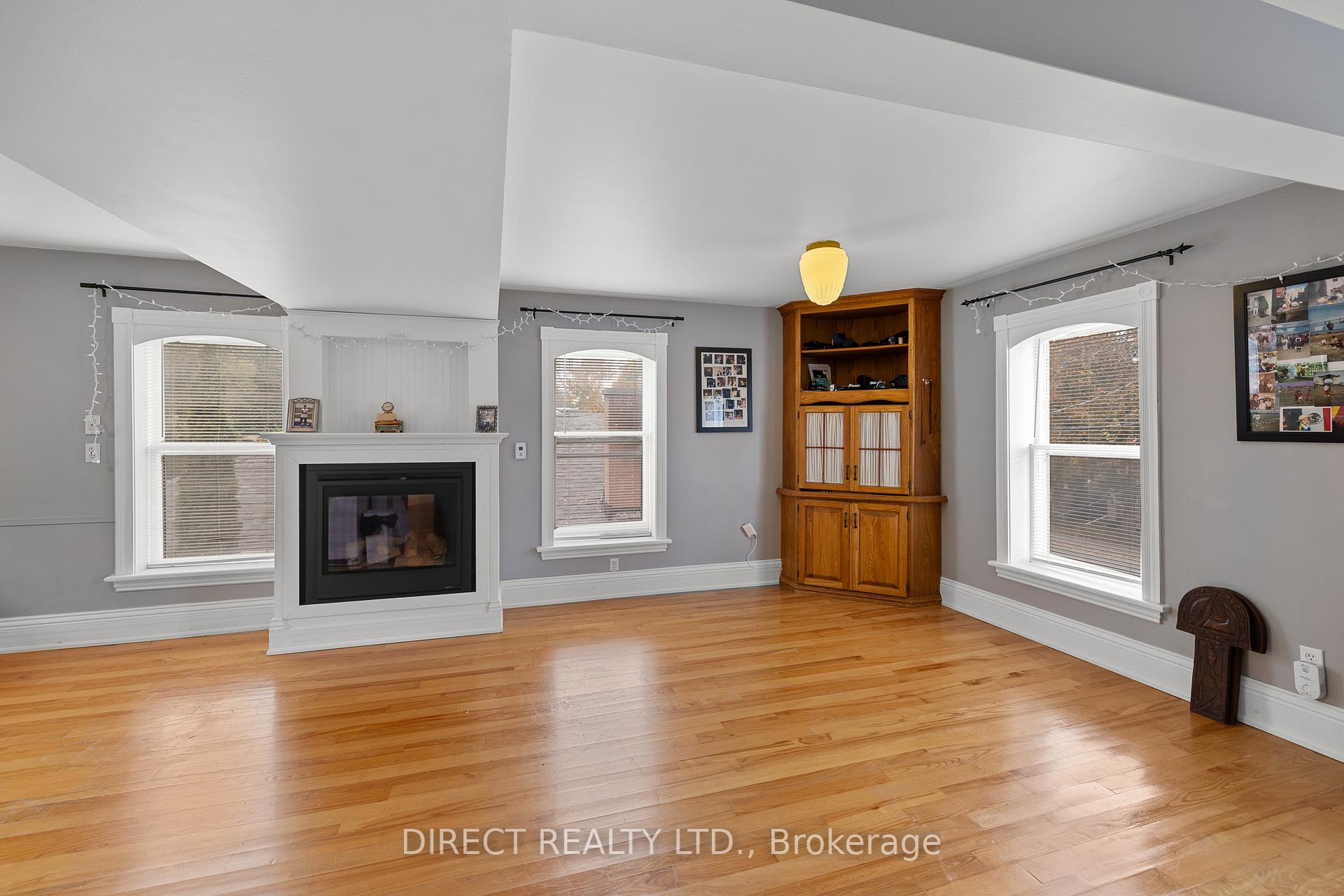 Photo 18 of 176 Foster Avenue, Belleville, Belleville Ward — HOMEH