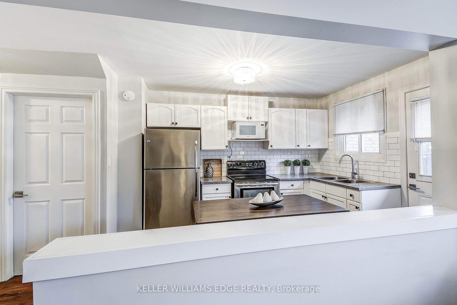 Photo 3 of Unit 26, 1350 Limeridge Road E, Hamilton, Trenholme — HOMEH