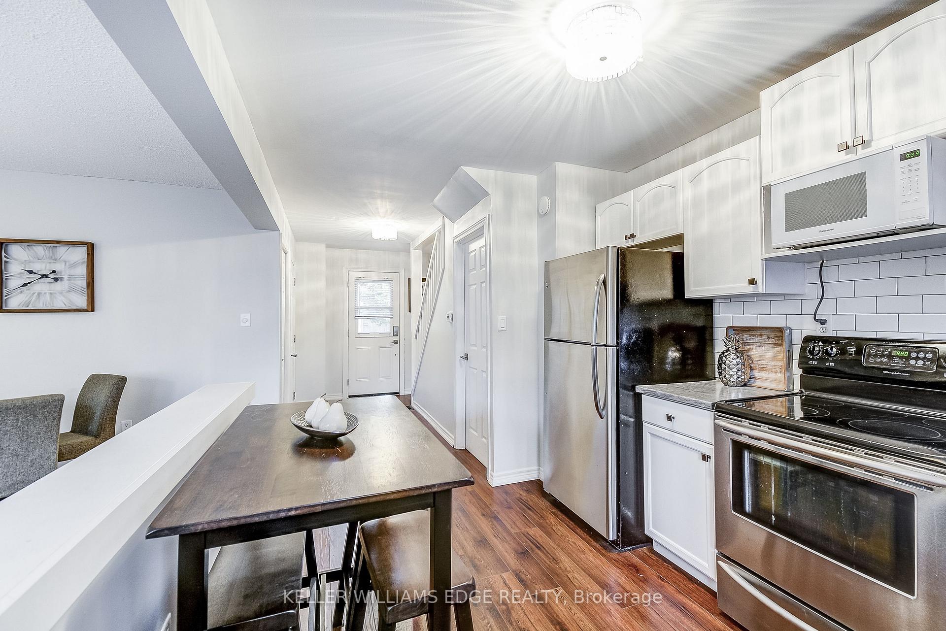 Photo 6 of Unit 26, 1350 Limeridge Road E, Hamilton, Trenholme — HOMEH