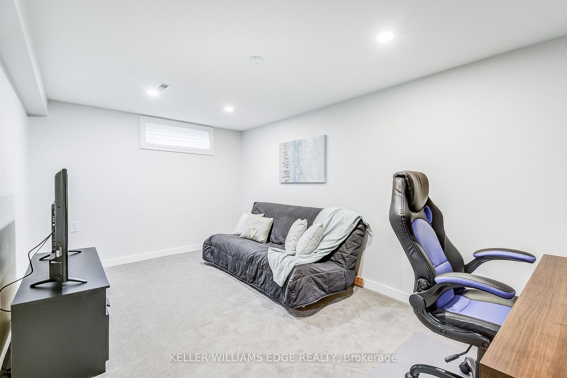 Photo 26 of Unit 26, 1350 Limeridge Road E, Hamilton, Trenholme — HOMEH