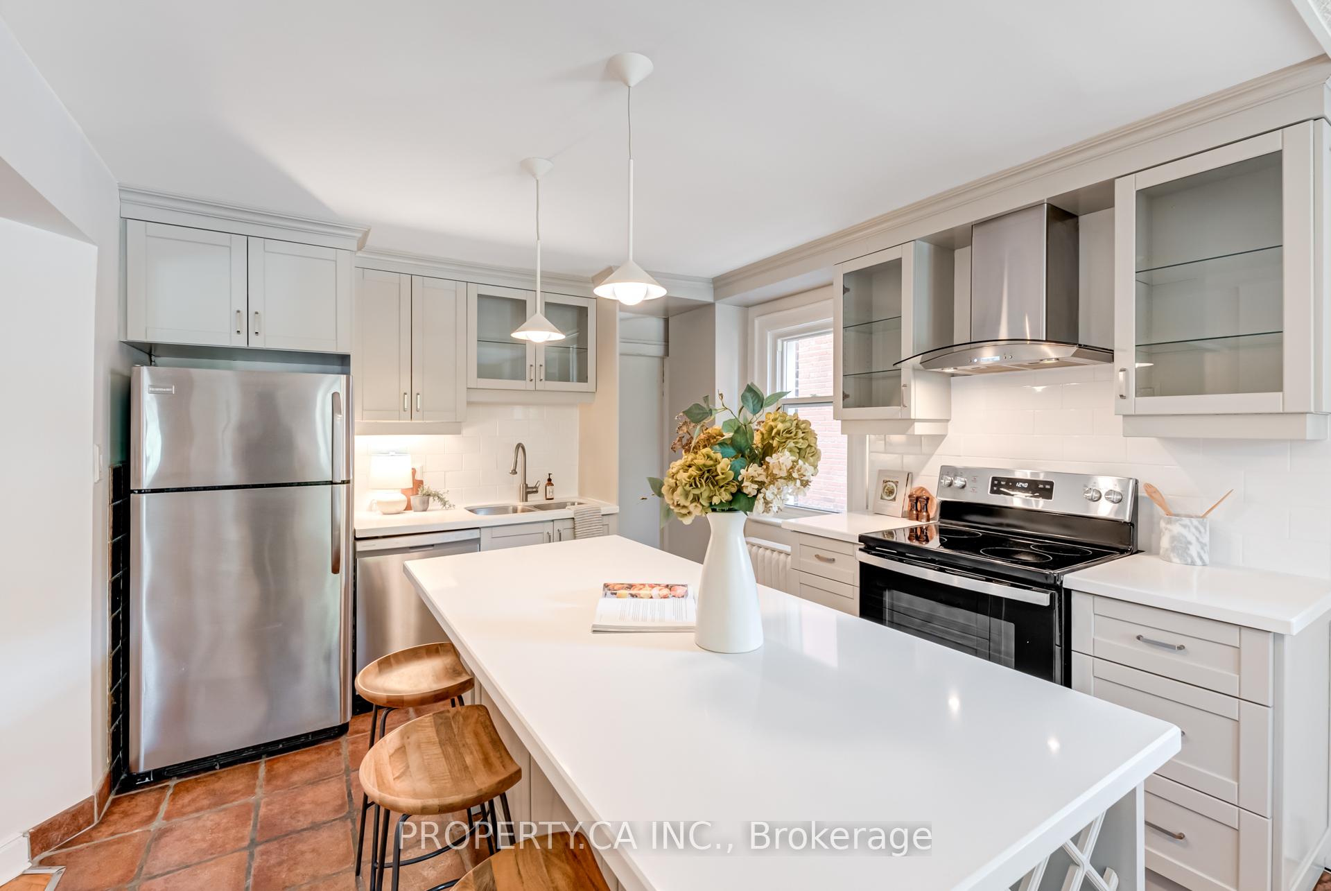Photo 7 of Unit 3, 1597 Bathurst Street, Toronto, Forest Hill South — HOMEH