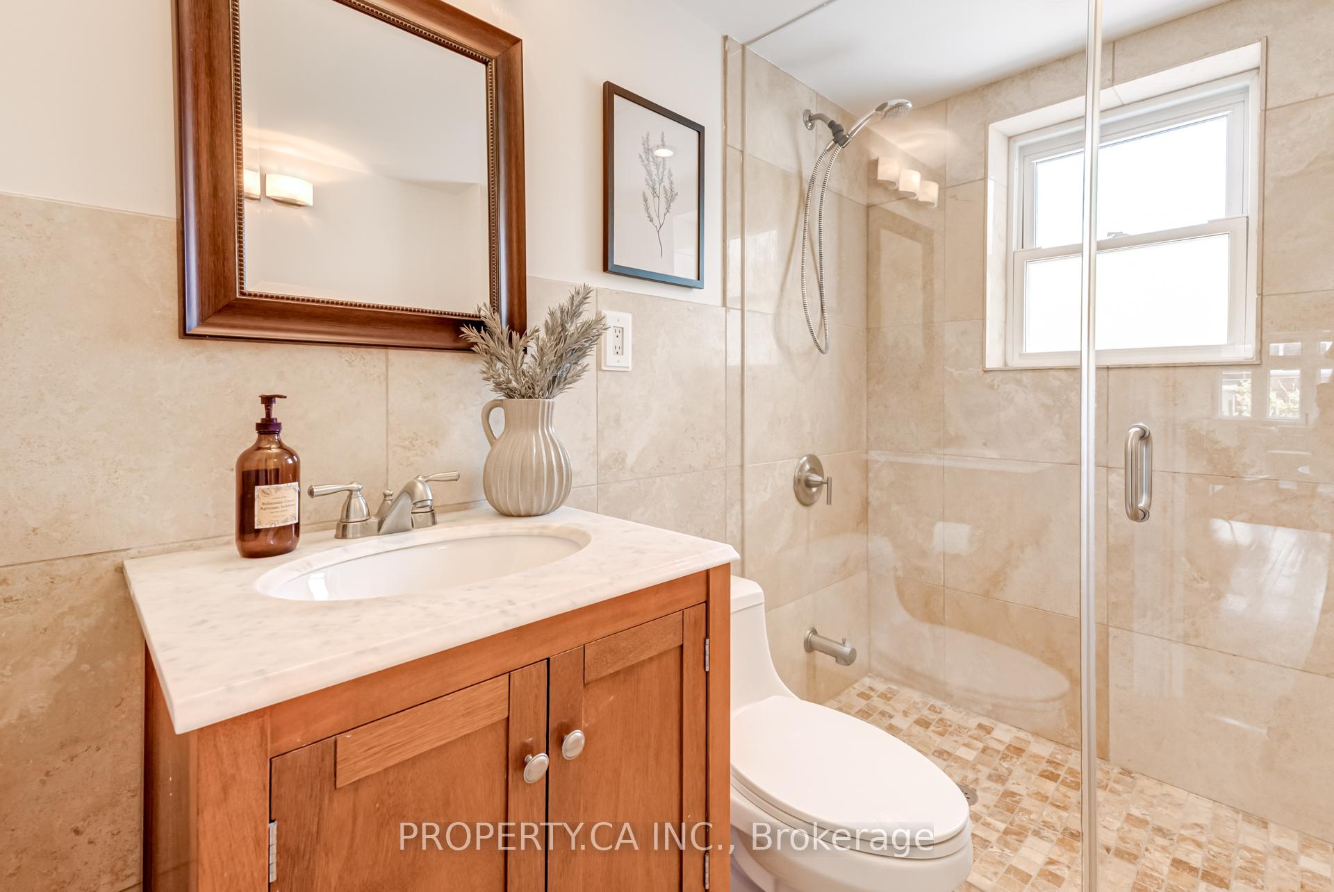 Photo 22 of Unit 3, 1597 Bathurst Street, Toronto, Forest Hill South — HOMEH