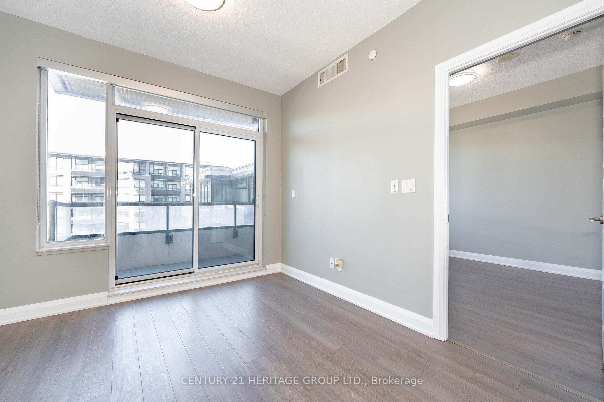 Photo 10 of Unit 735, 15 Water Walk Drive, Markham, Unionville — HOMEH