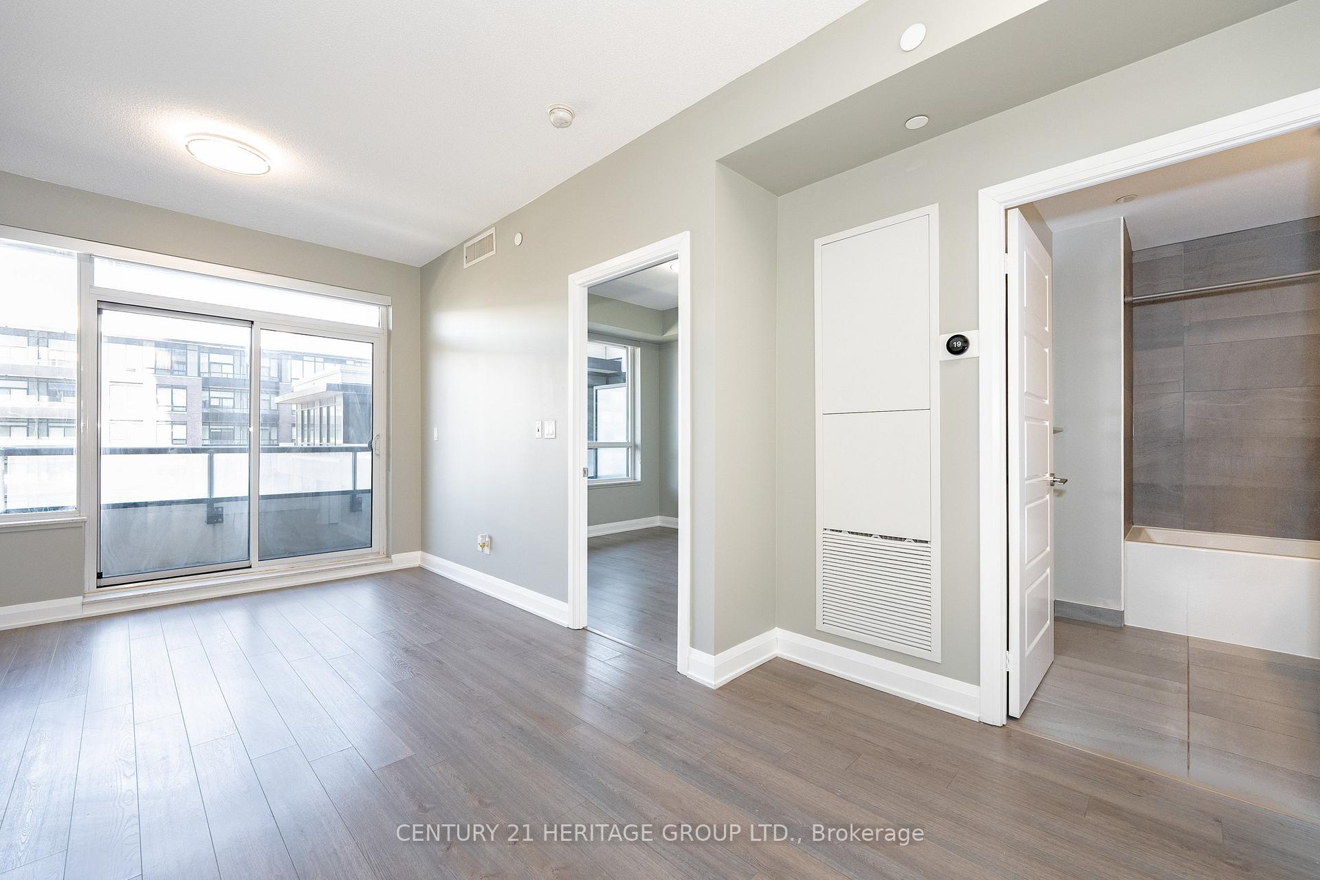 Photo 14 of Unit 735, 15 Water Walk Drive, Markham, Unionville — HOMEH